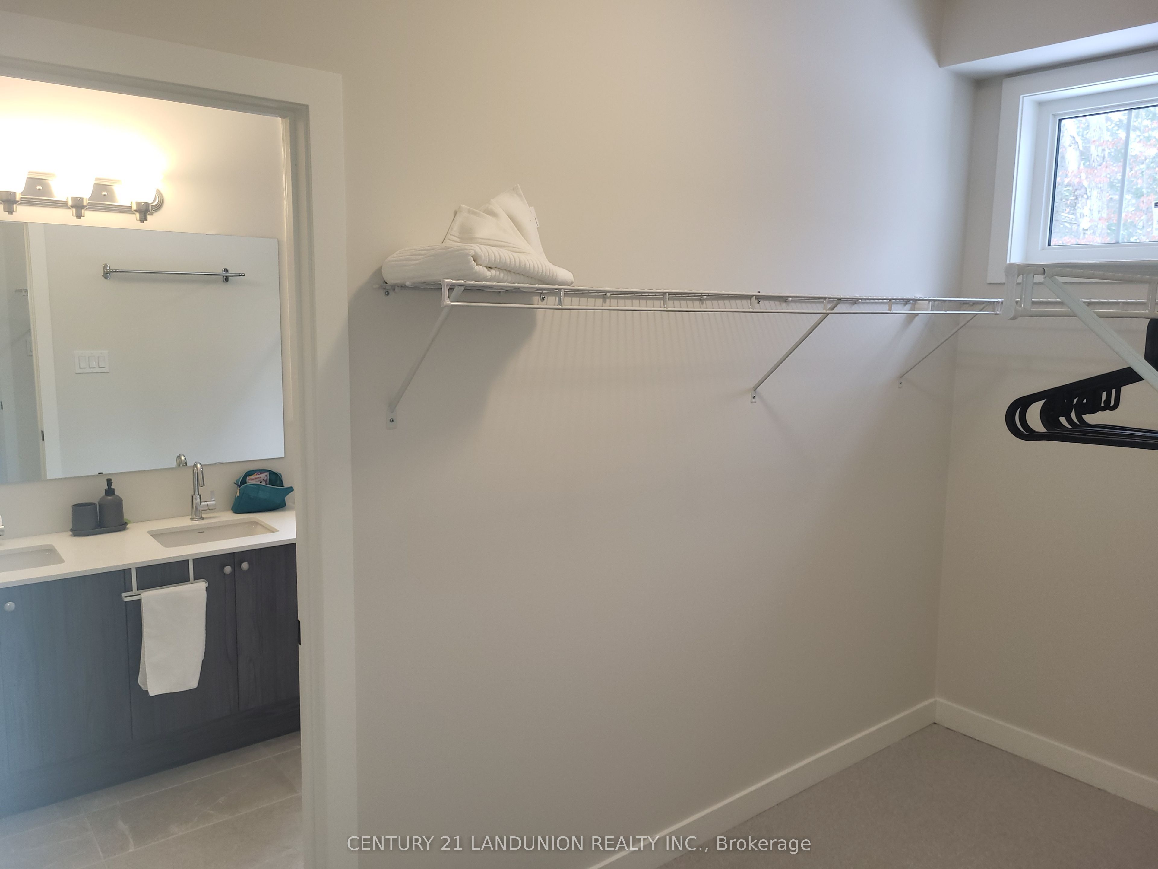 #21 - 1014 Ridgeline Drive Property Photo 26