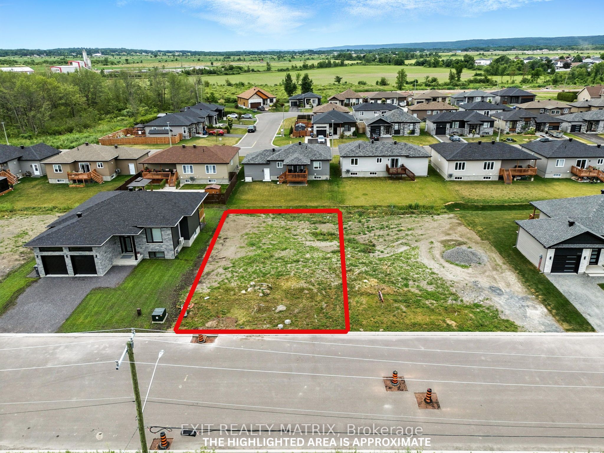 720 WEST Street Property Photo 1
