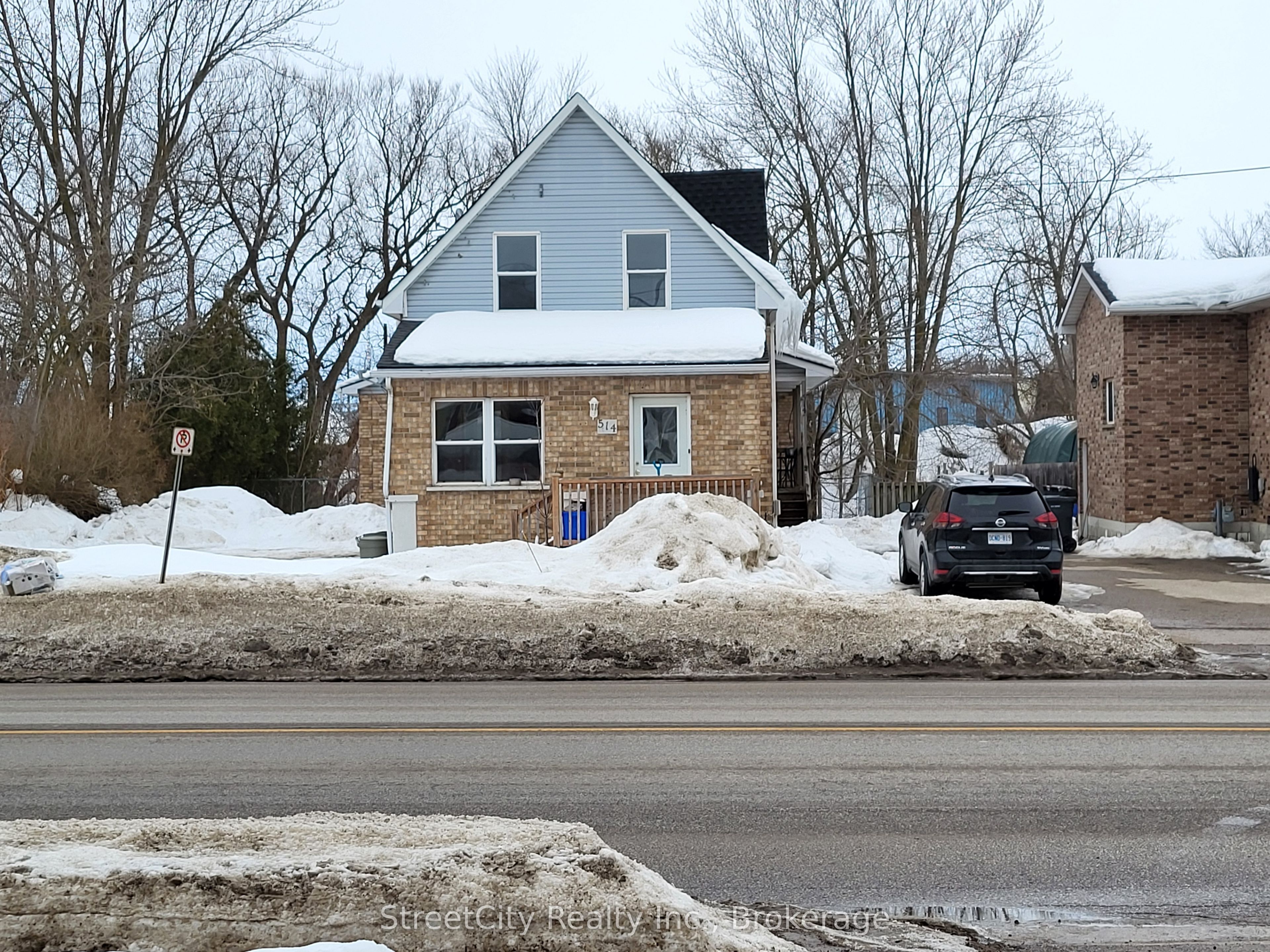 514 Erie Street Property Photo
