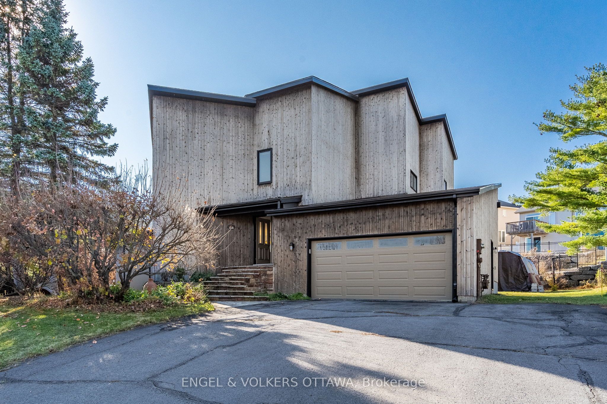 1438 Gerald Street Property Photo