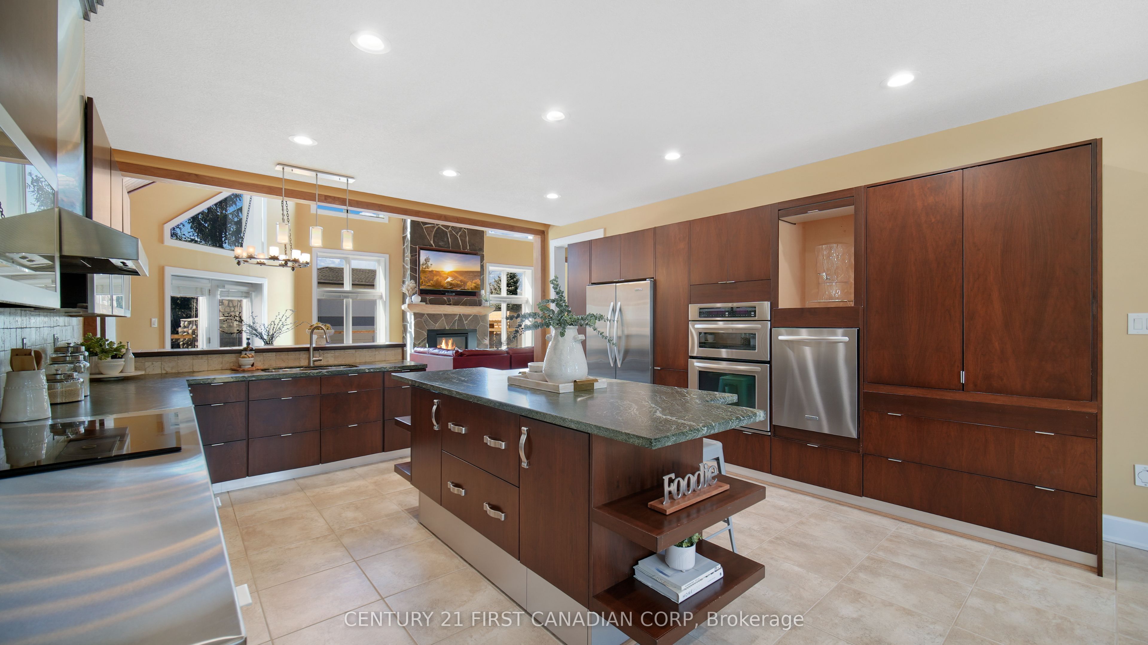 1659 Hamilton Road Property Photo 9