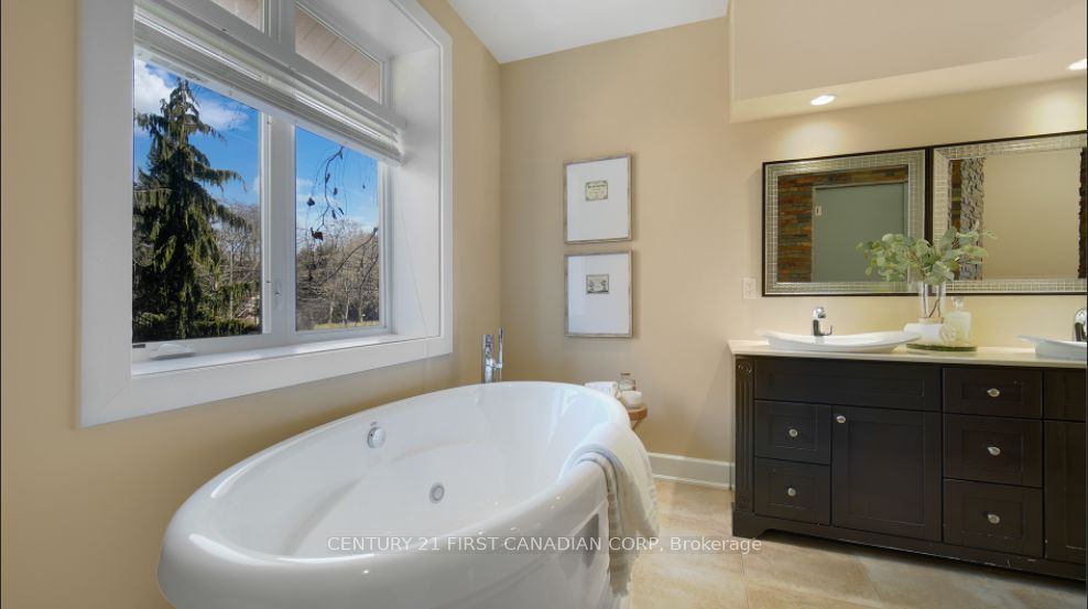 1659 Hamilton Road Property Photo 33