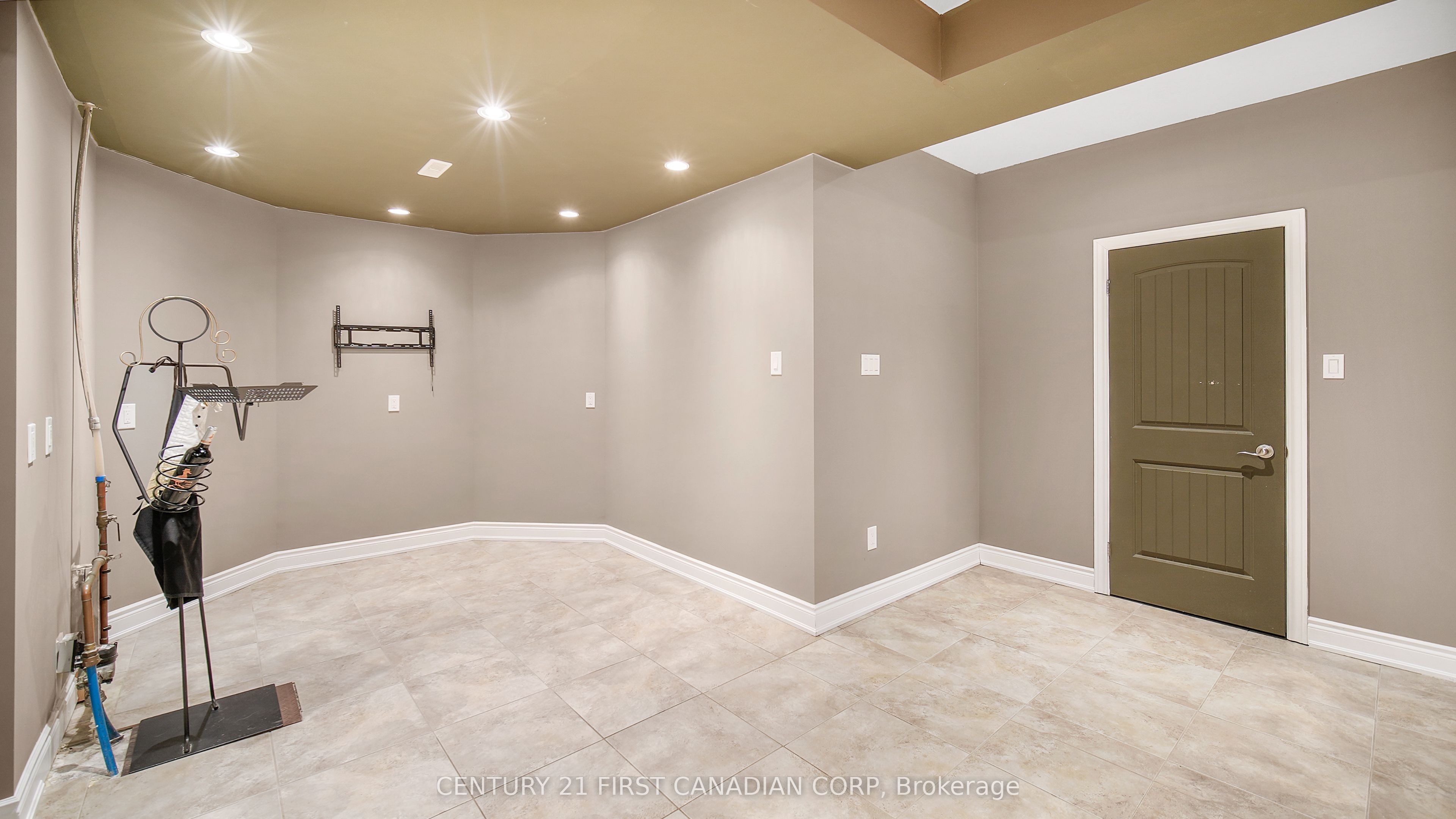 1659 Hamilton Road Property Photo 37