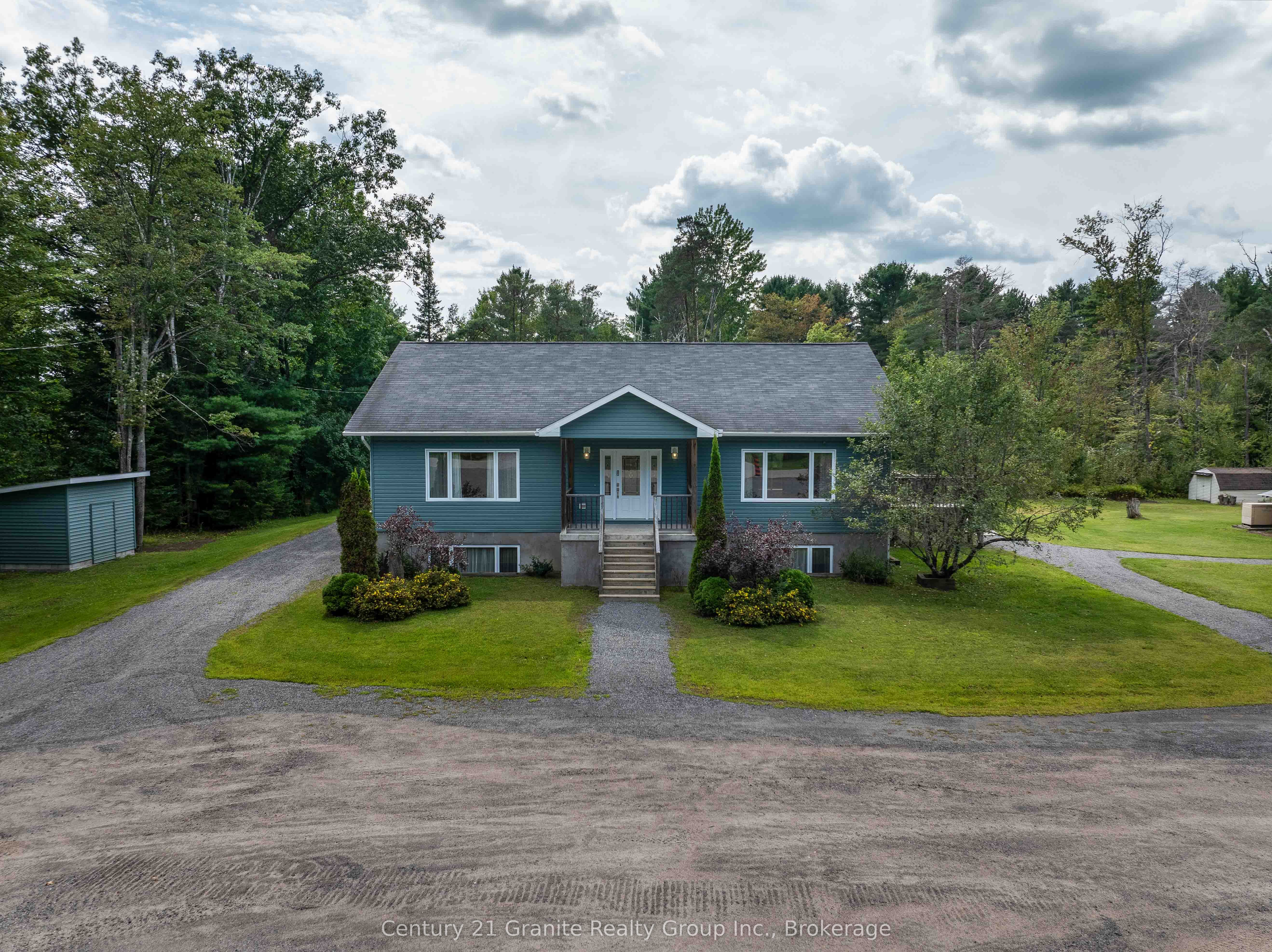 16455 Highway 35 Property Photo 2