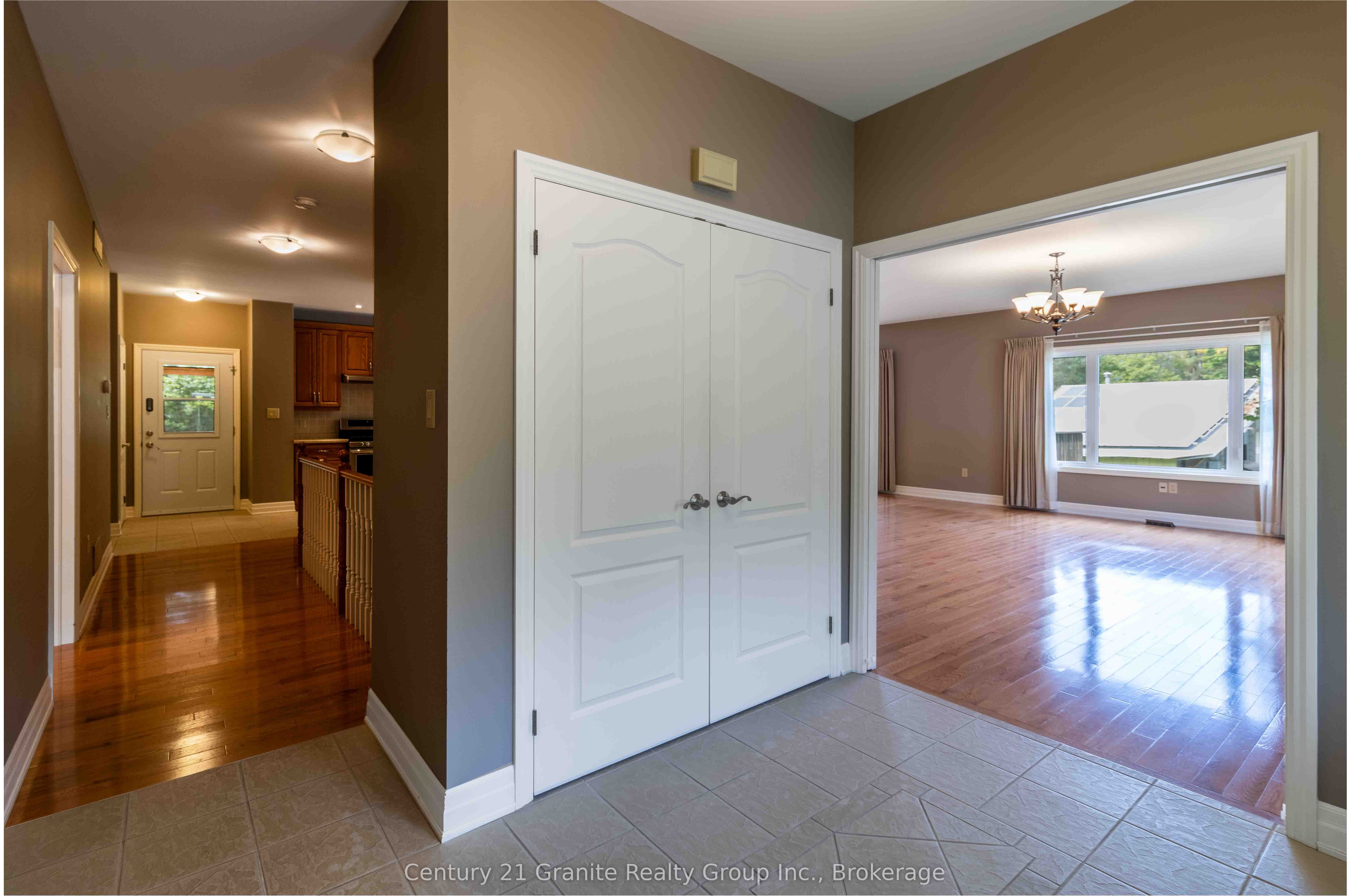 16455 Highway 35 Property Photo 3