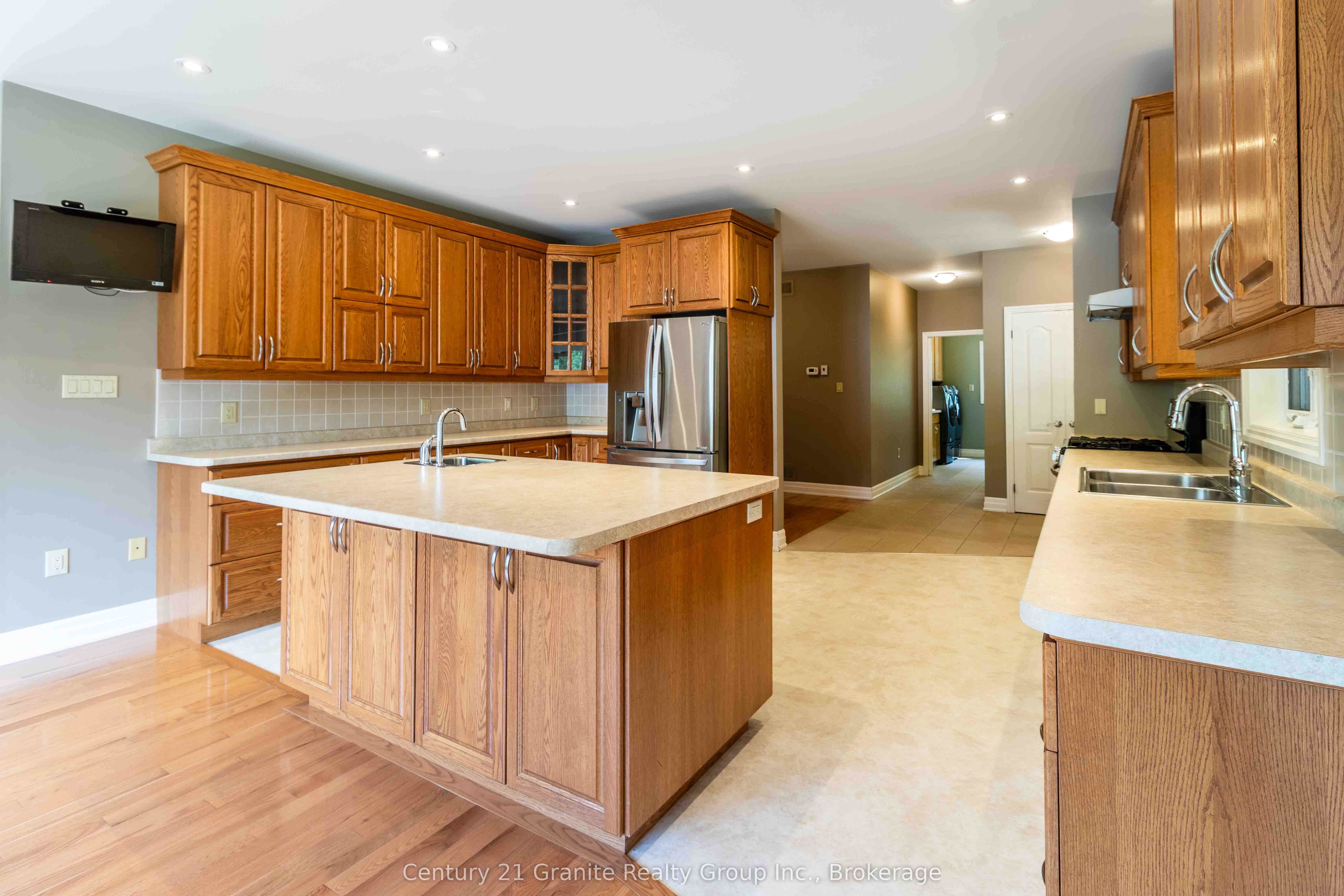 16455 Highway 35 Property Photo 8