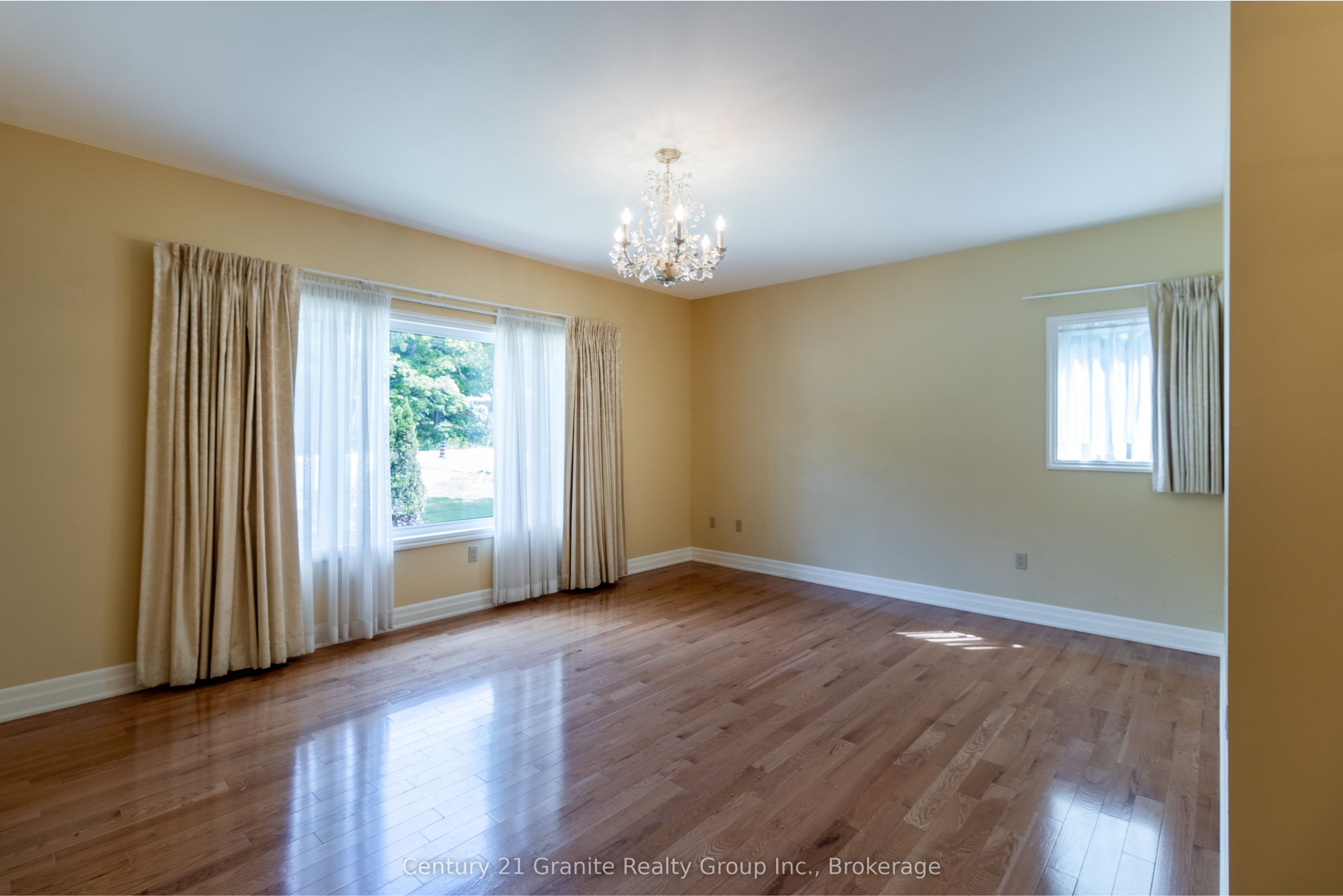 16455 Highway 35 Property Photo 13