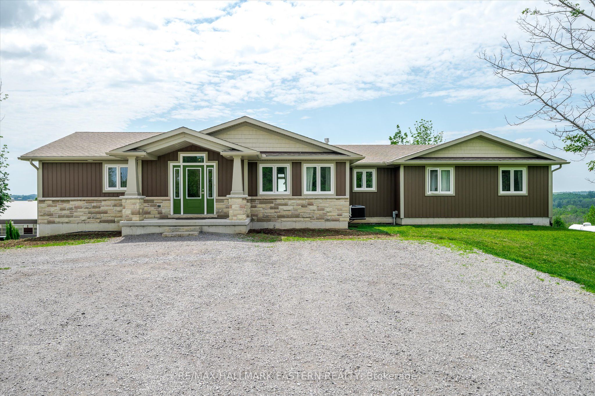 862 Doris Drive Property Photo
