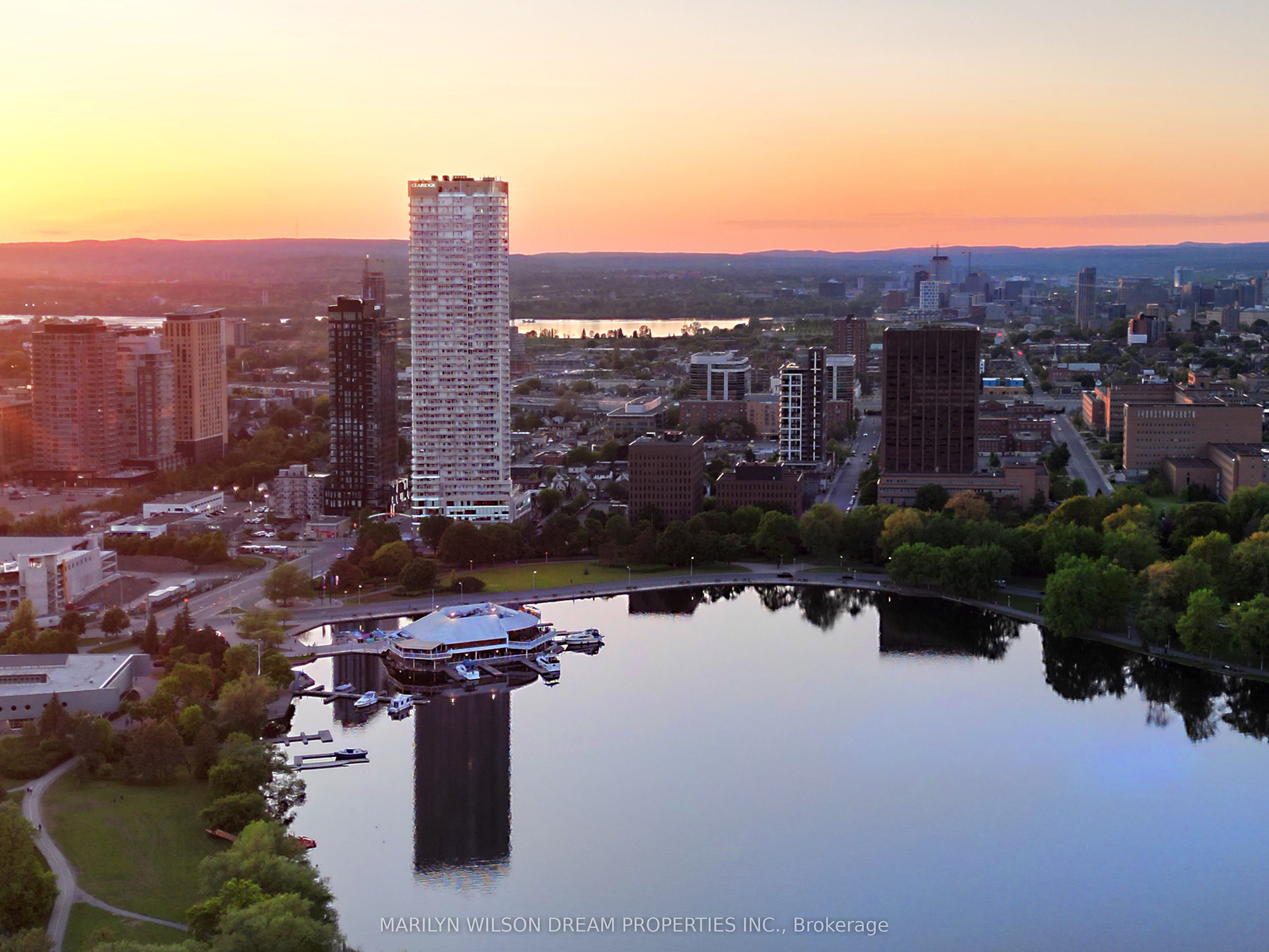 #4003 - 805 Carling Avenue Property Photo 1