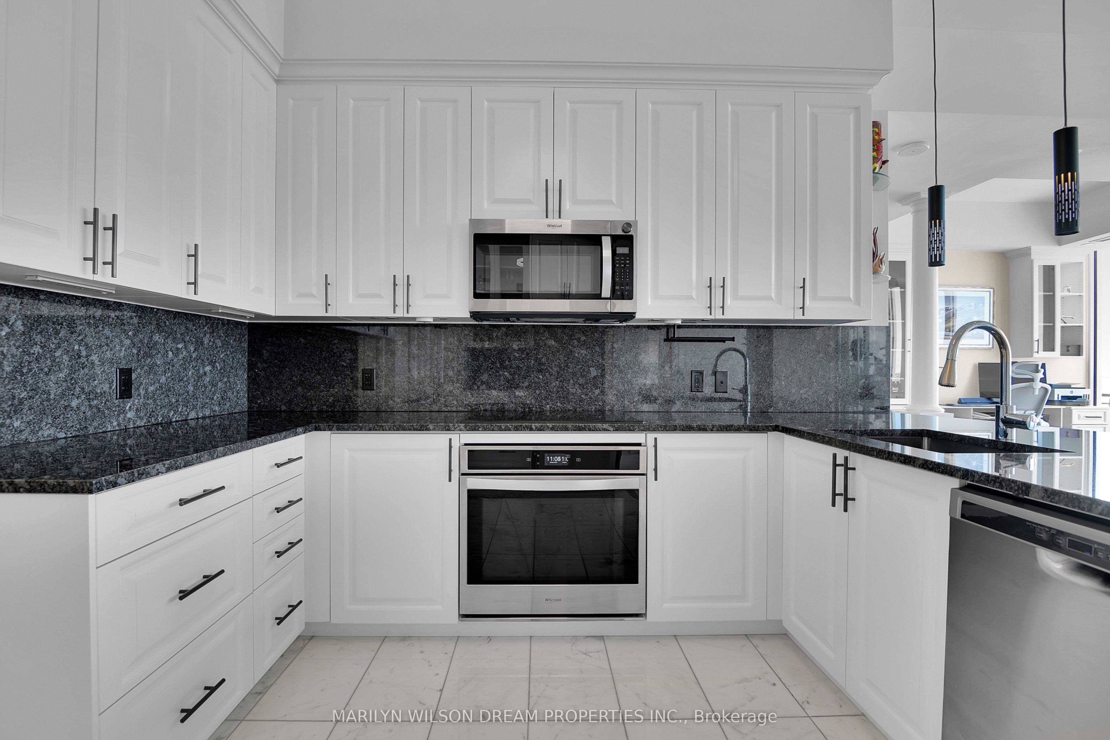 805 Carling Avenue N 4003 Property Photo 22
