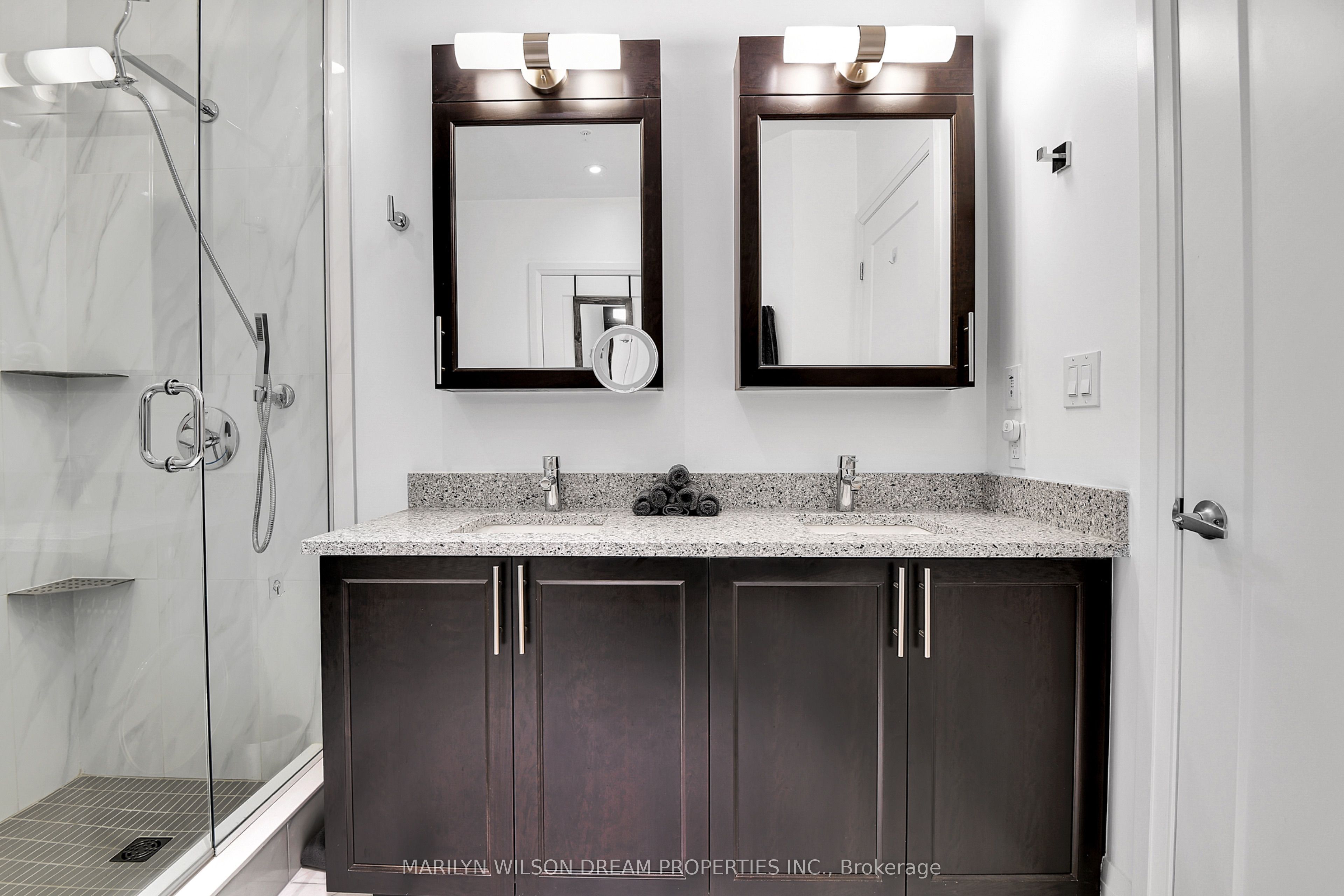 805 Carling Avenue N 4003 Property Photo 31