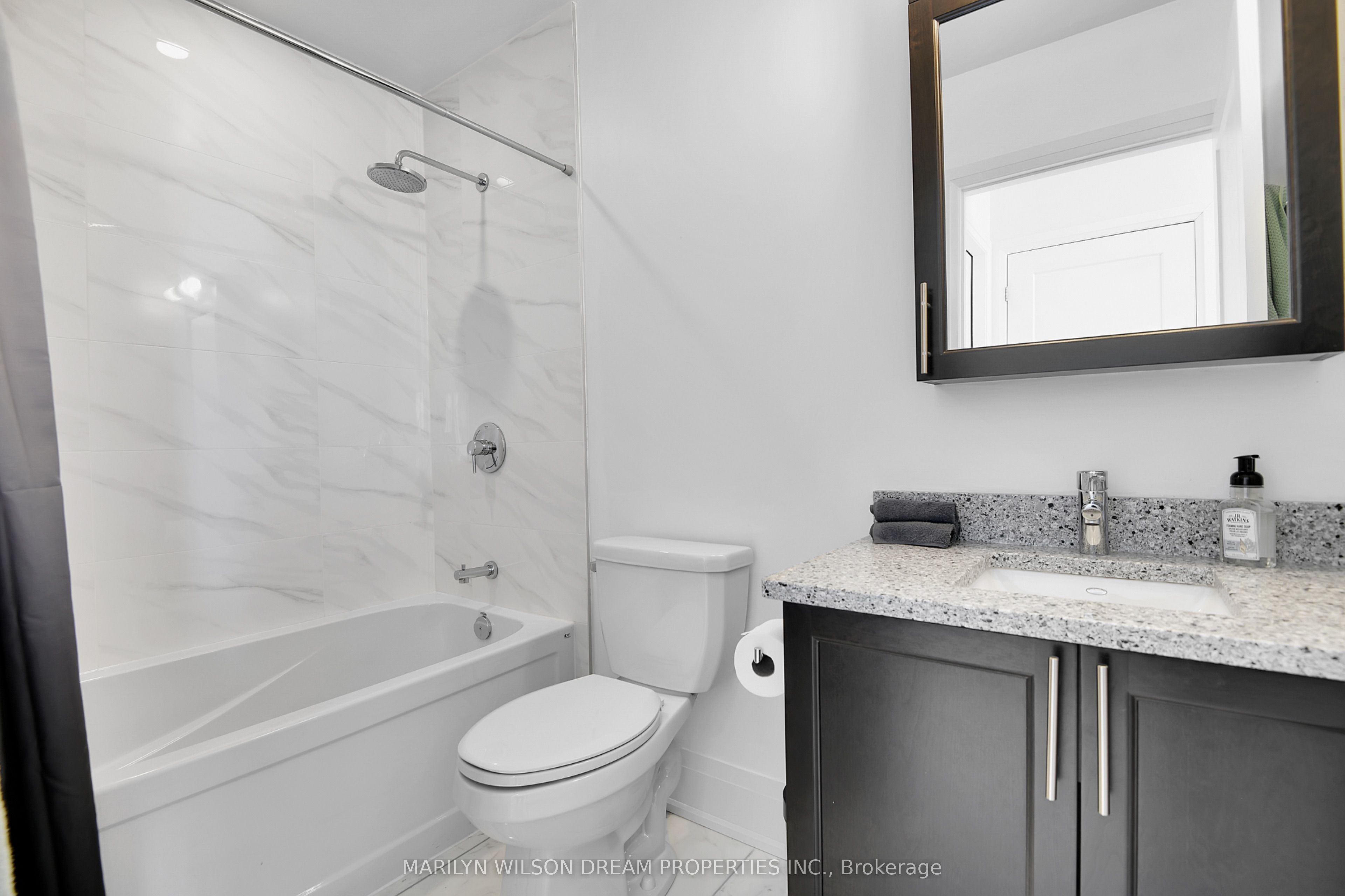 805 Carling Avenue N 4003 Property Photo 33