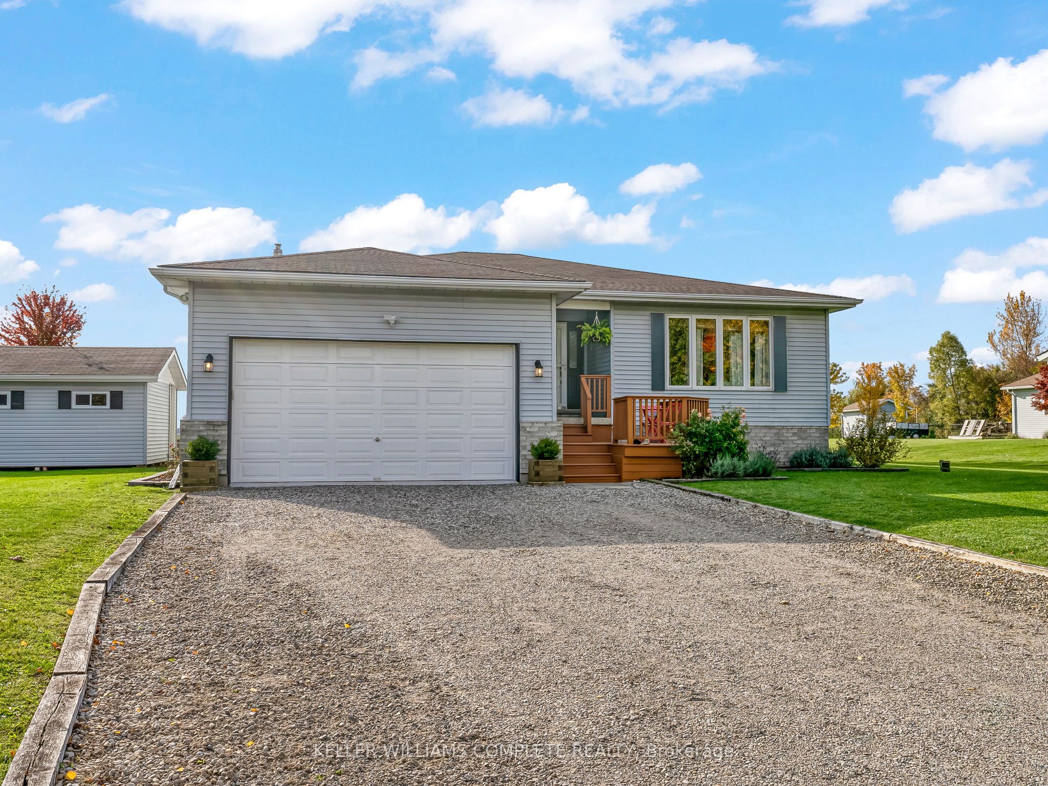 1472 Norfolk County 19 Road Property Photo 2