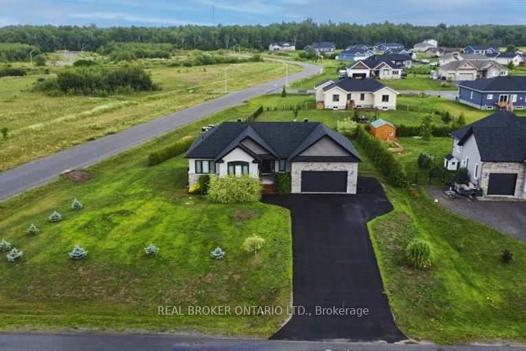3403 Summerbreeze Drive Property Photo