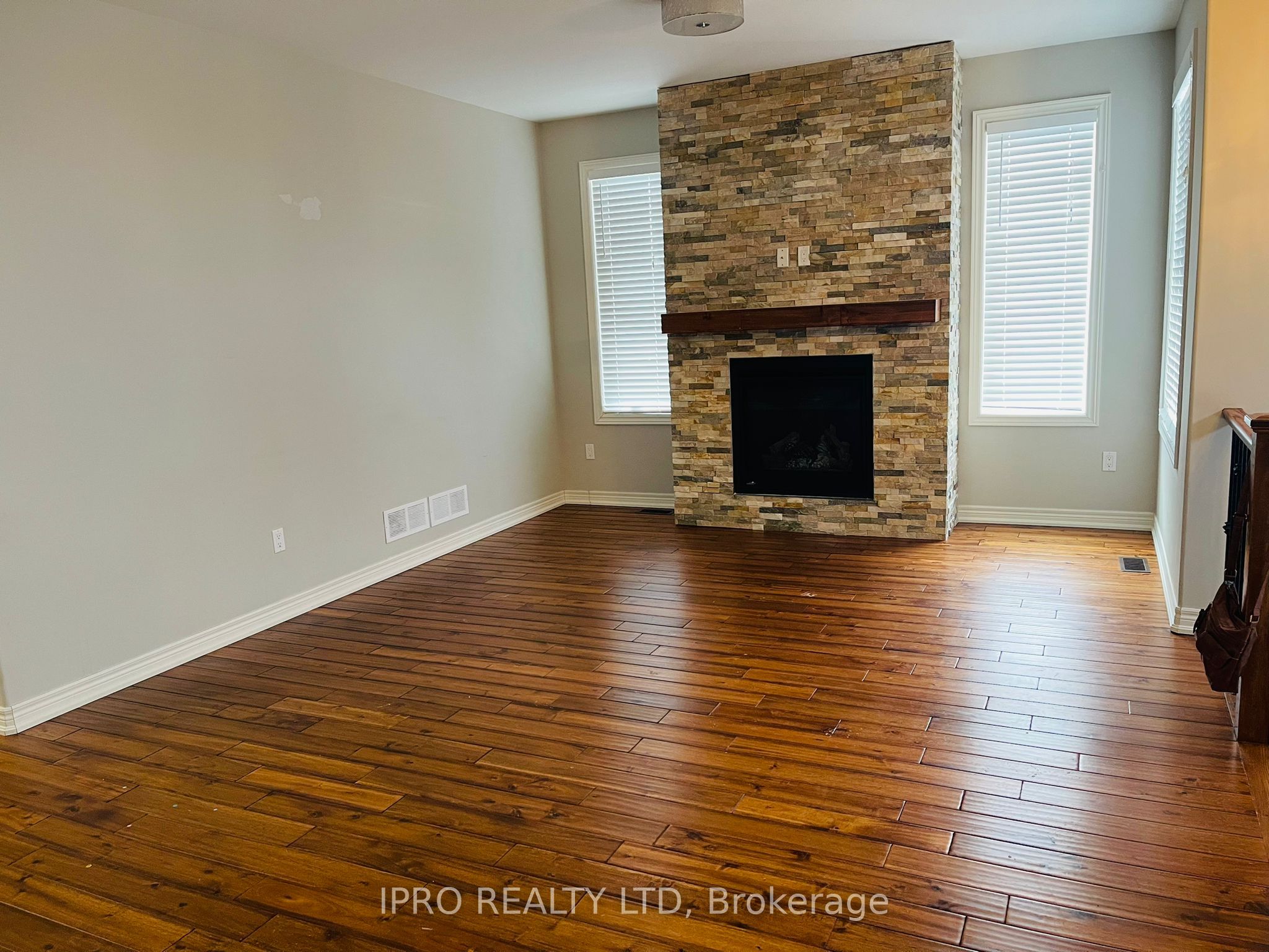 22 Elm Street Property Photo 5