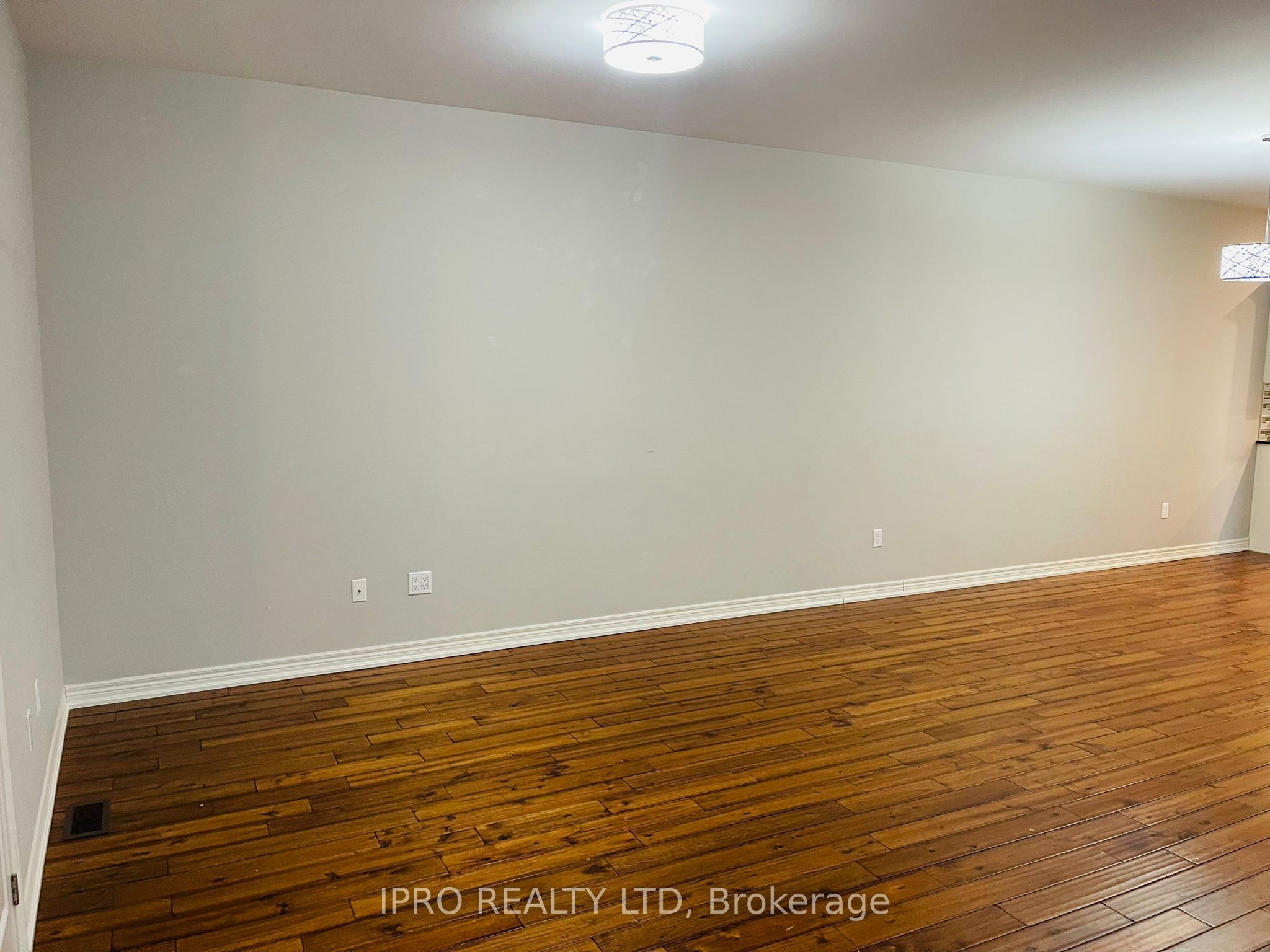 22 Elm Street Property Photo 6