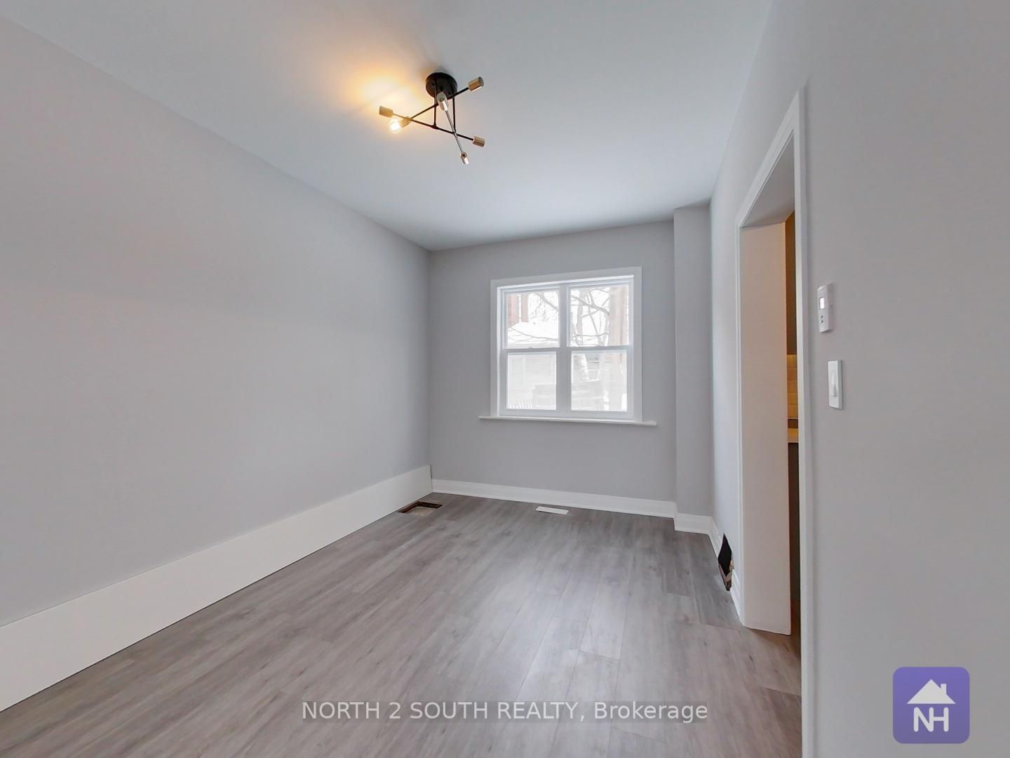 190 Stewart Street Property Photo 6