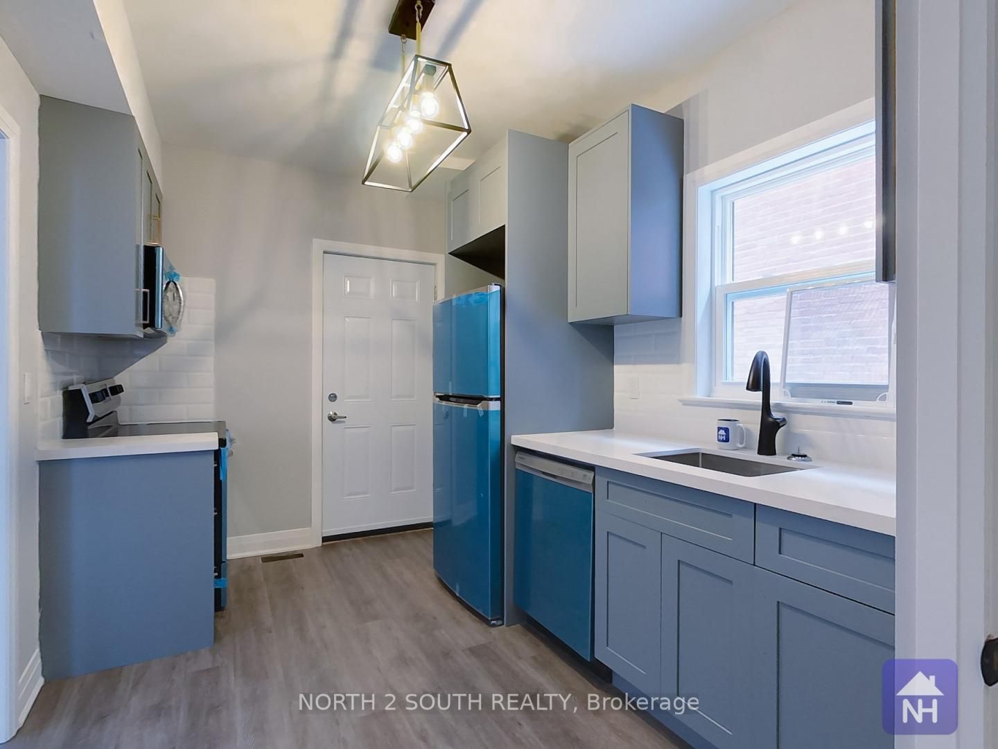 190 Stewart Street Property Photo 8
