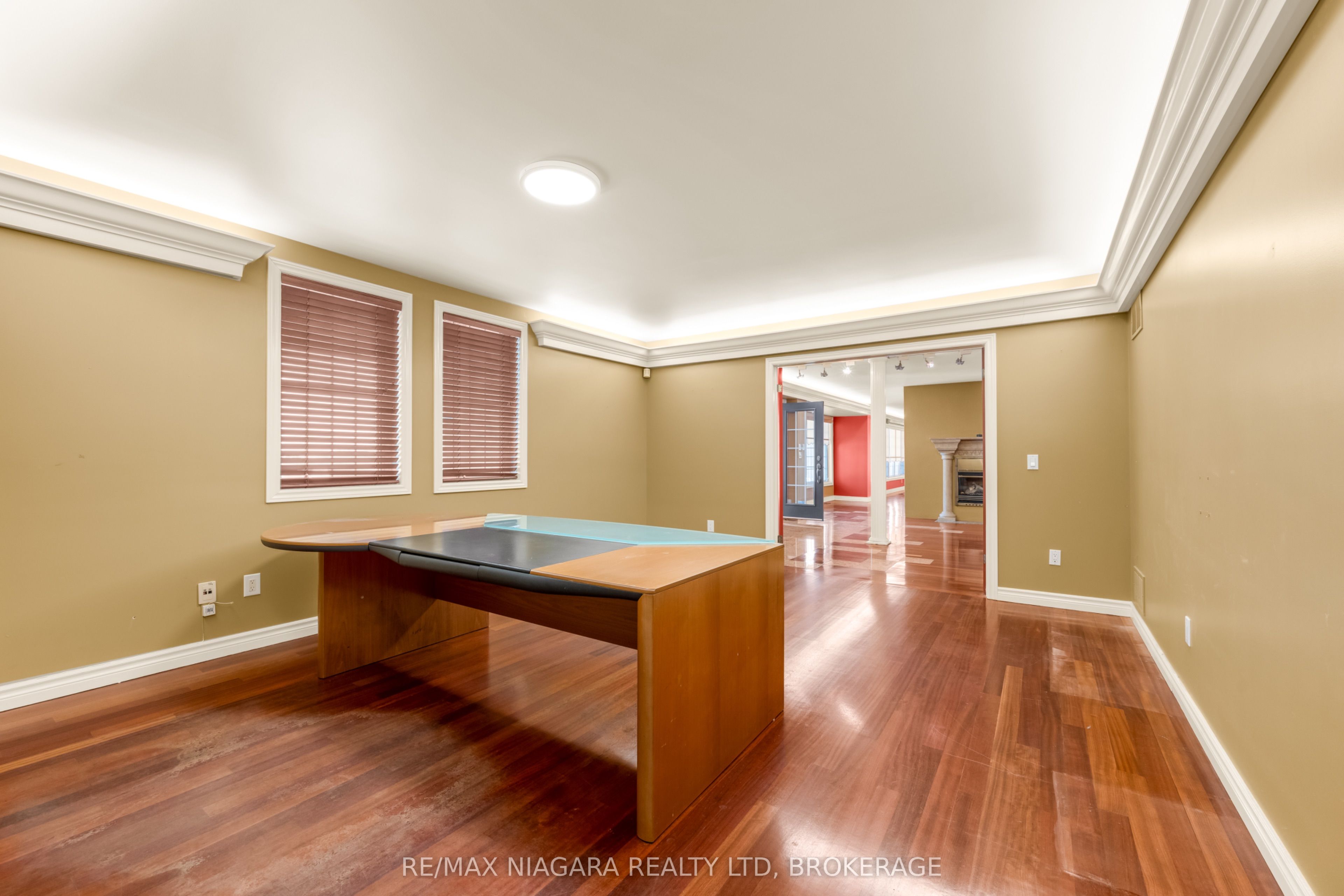 4850 Hillside Drive Property Photo 6