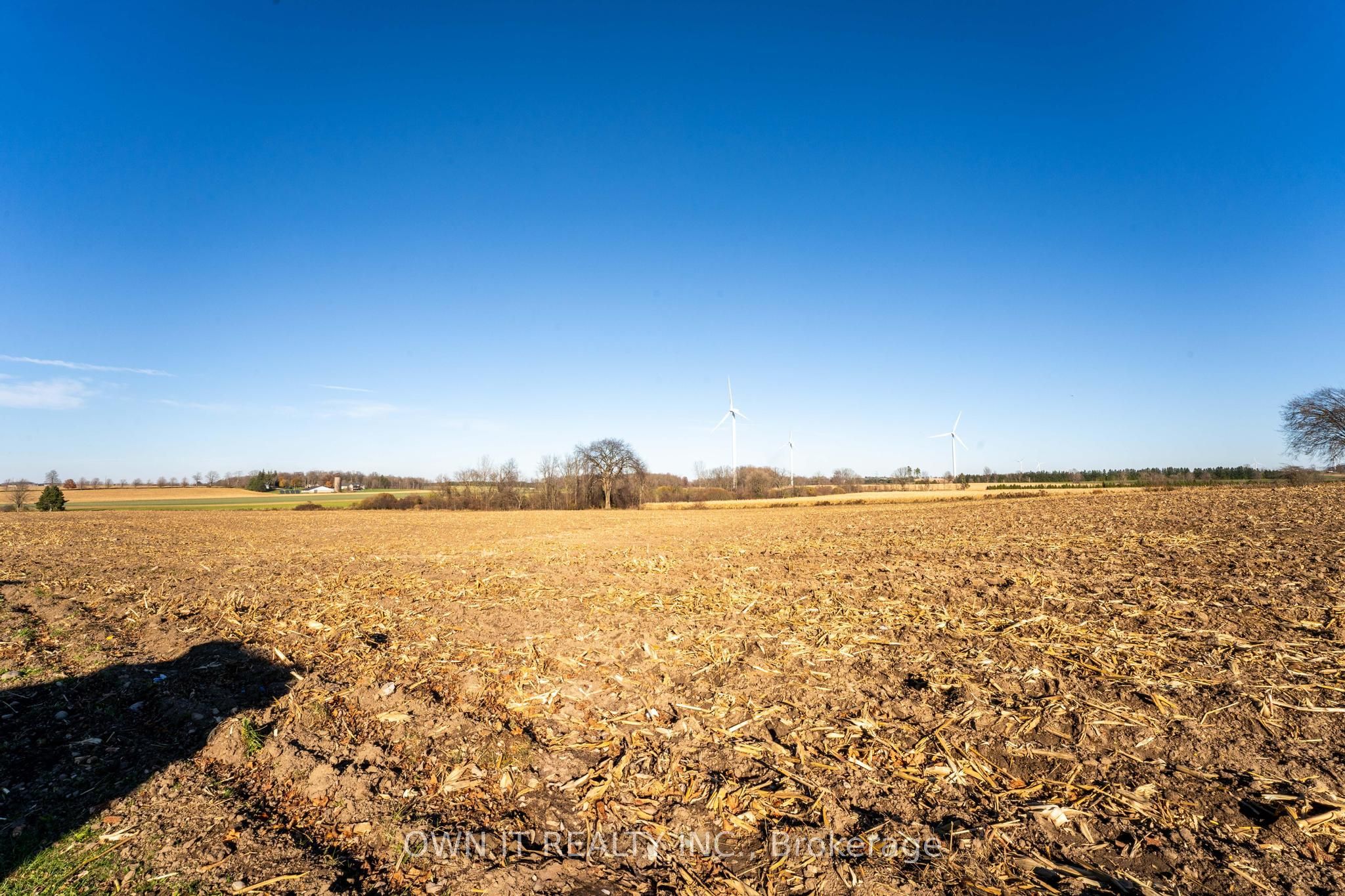 594440 59 Highway S Property Photo 8