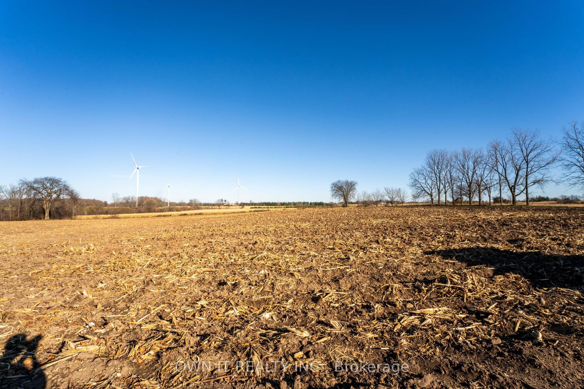 594440 59 Highway S Property Photo 9