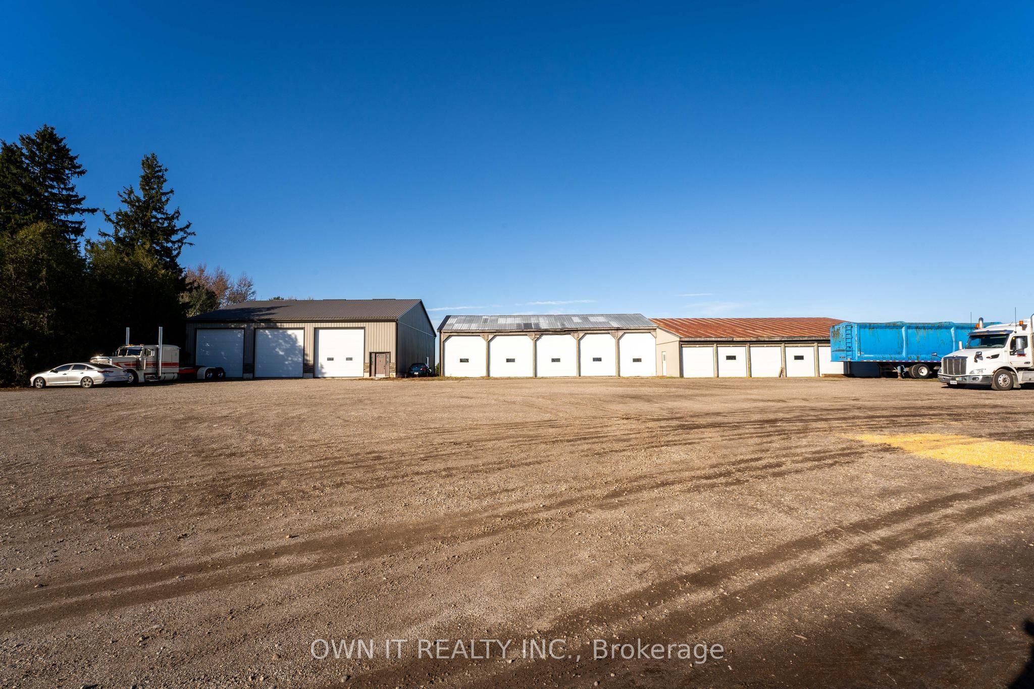 594440 59 Highway S Property Photo 12