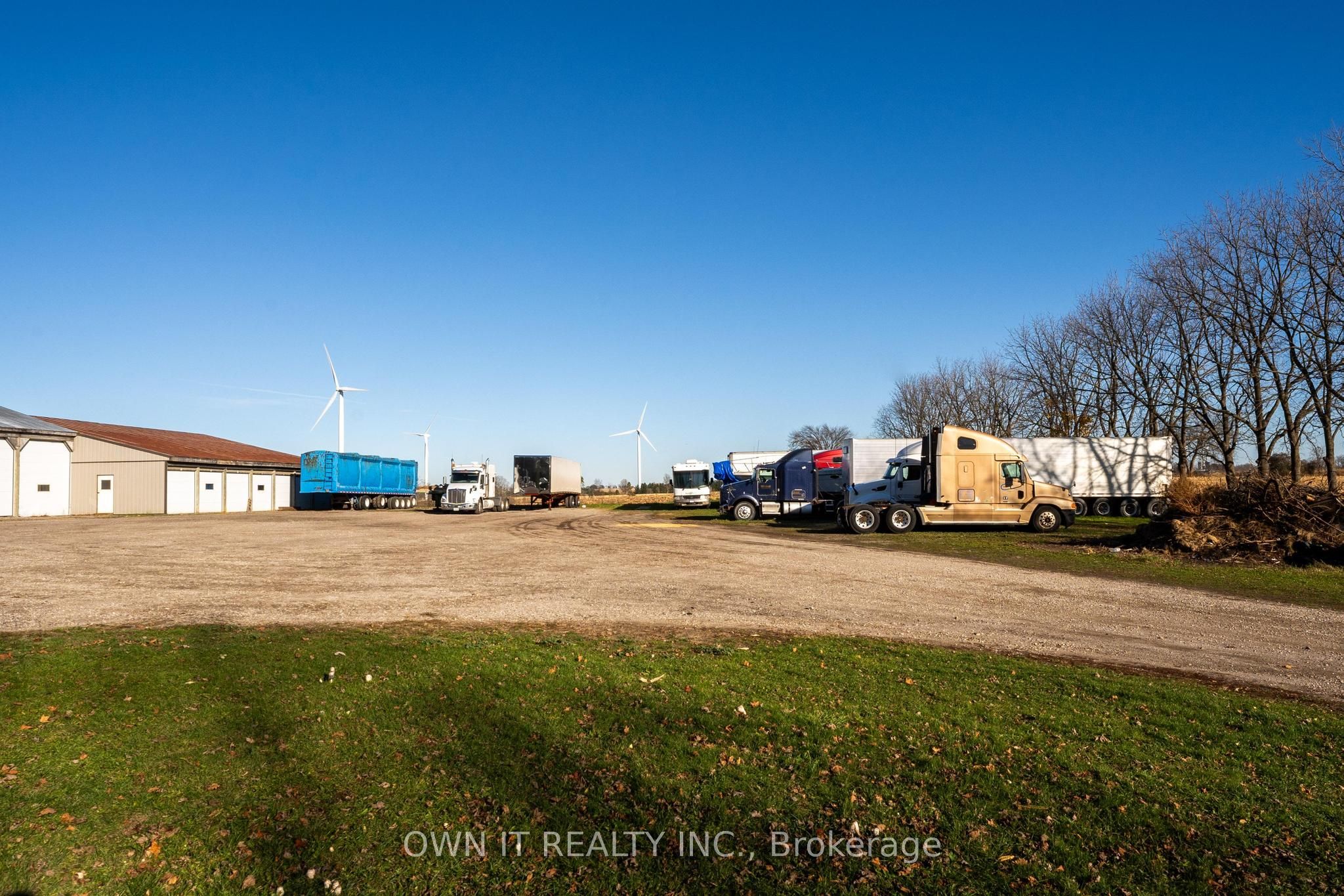 594440 59 Highway S Property Photo 13