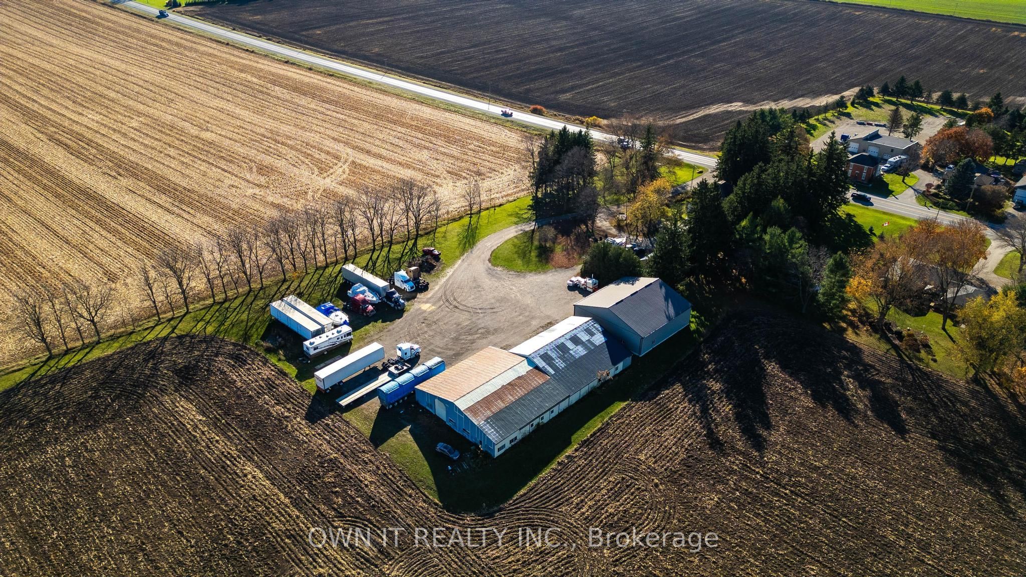 594440 59 Highway S Property Photo 23