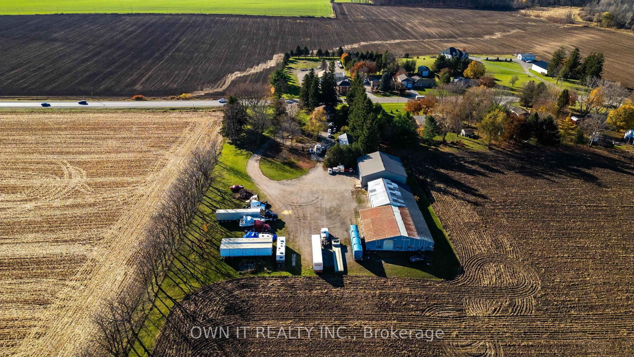 594440 59 Highway S Property Photo 28