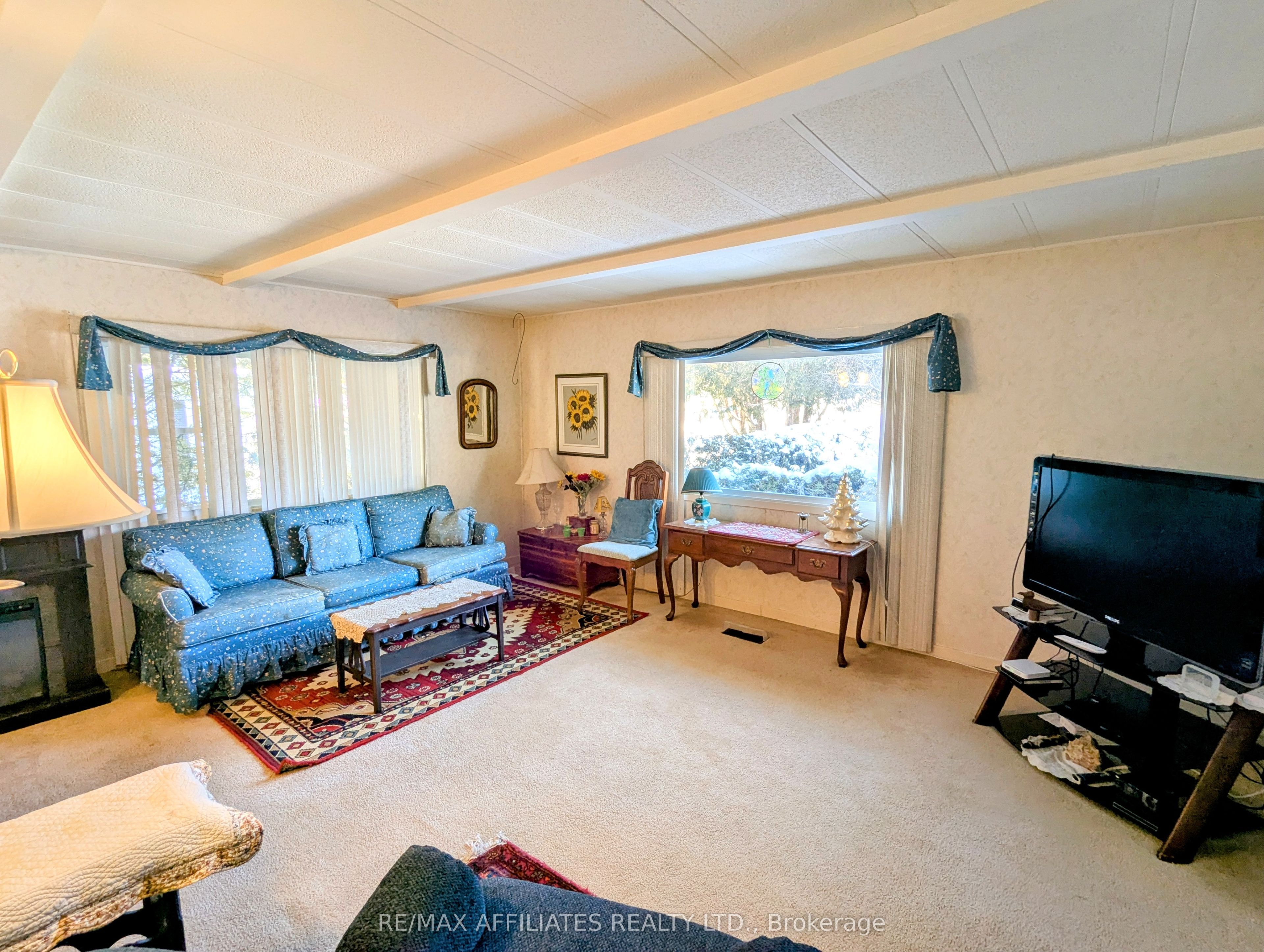 #200 - 26 Salmon Side Road Property Photo 7