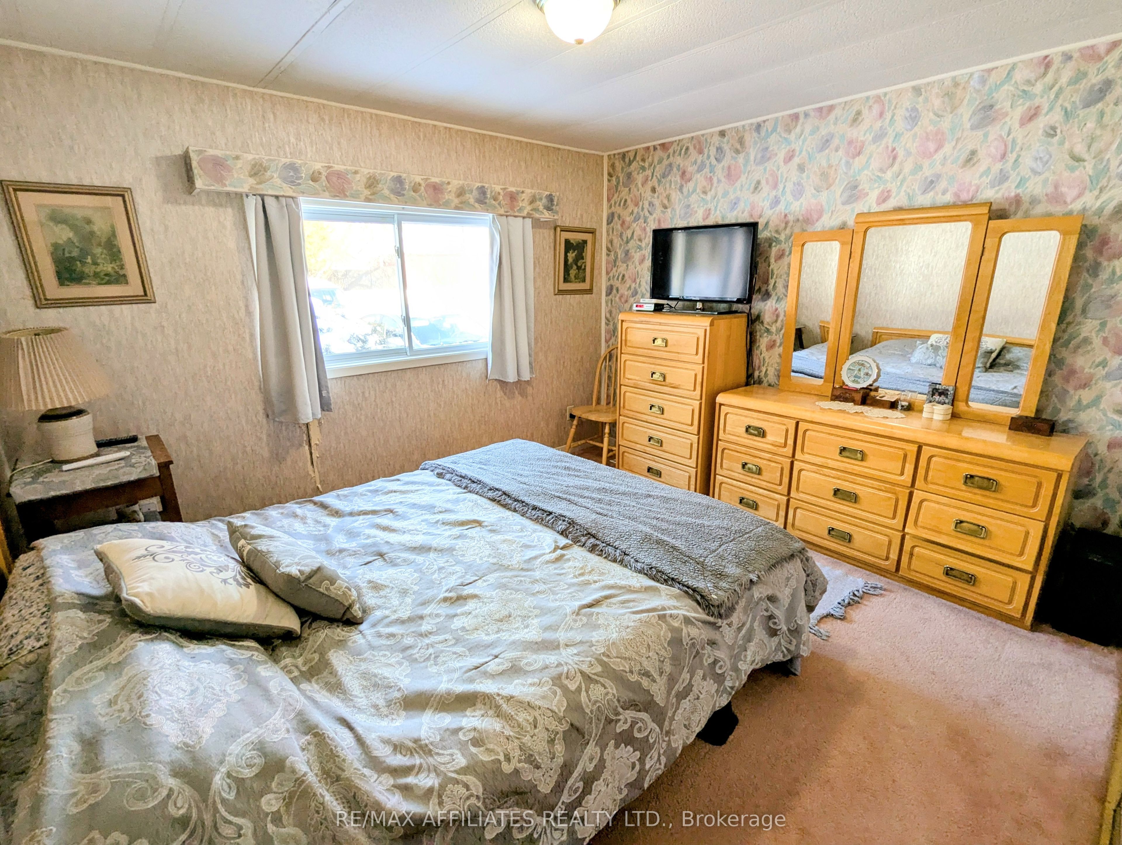 #200 - 26 Salmon Side Road Property Photo 18