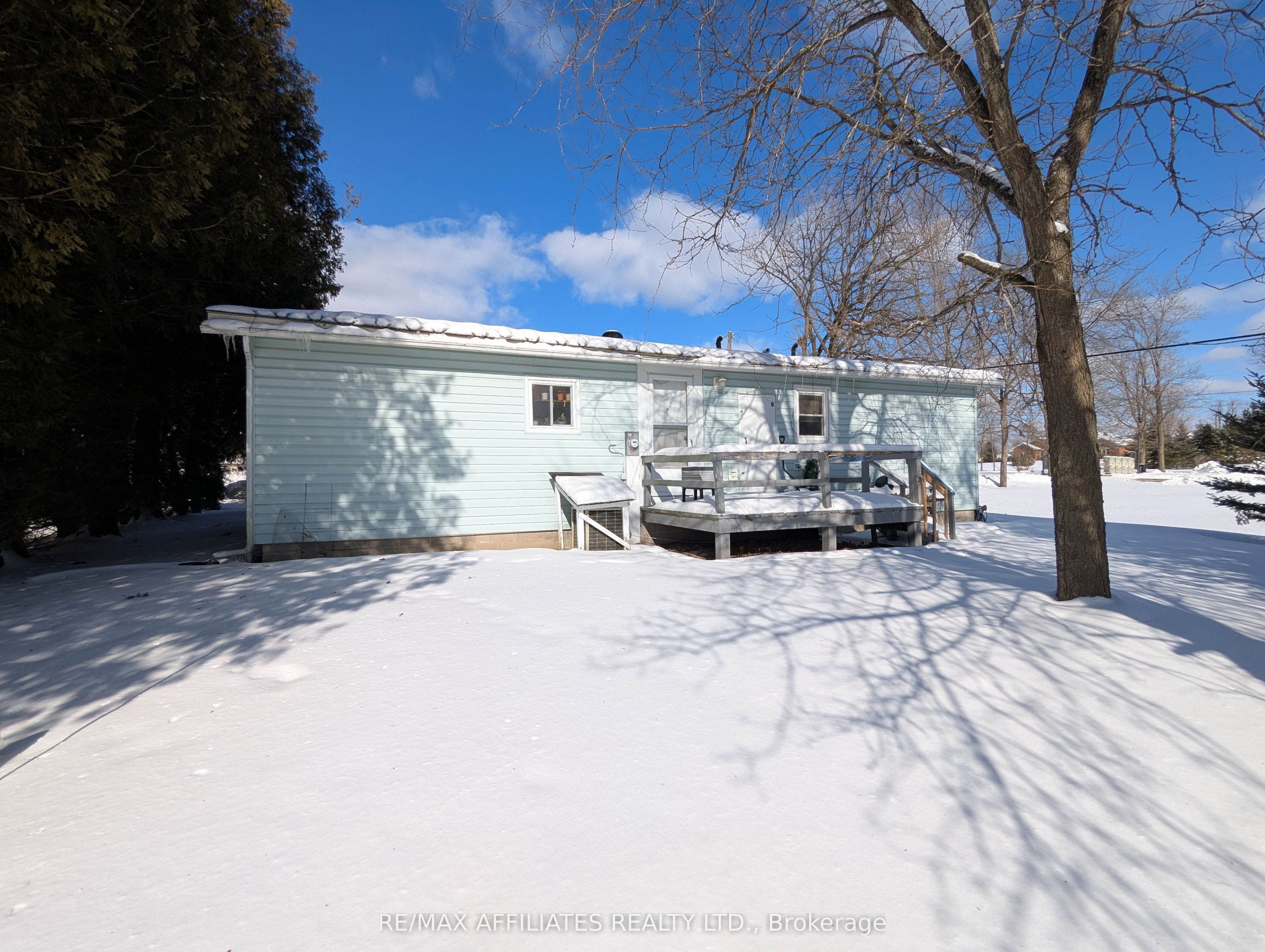 #200 - 26 Salmon Side Road Property Photo 32