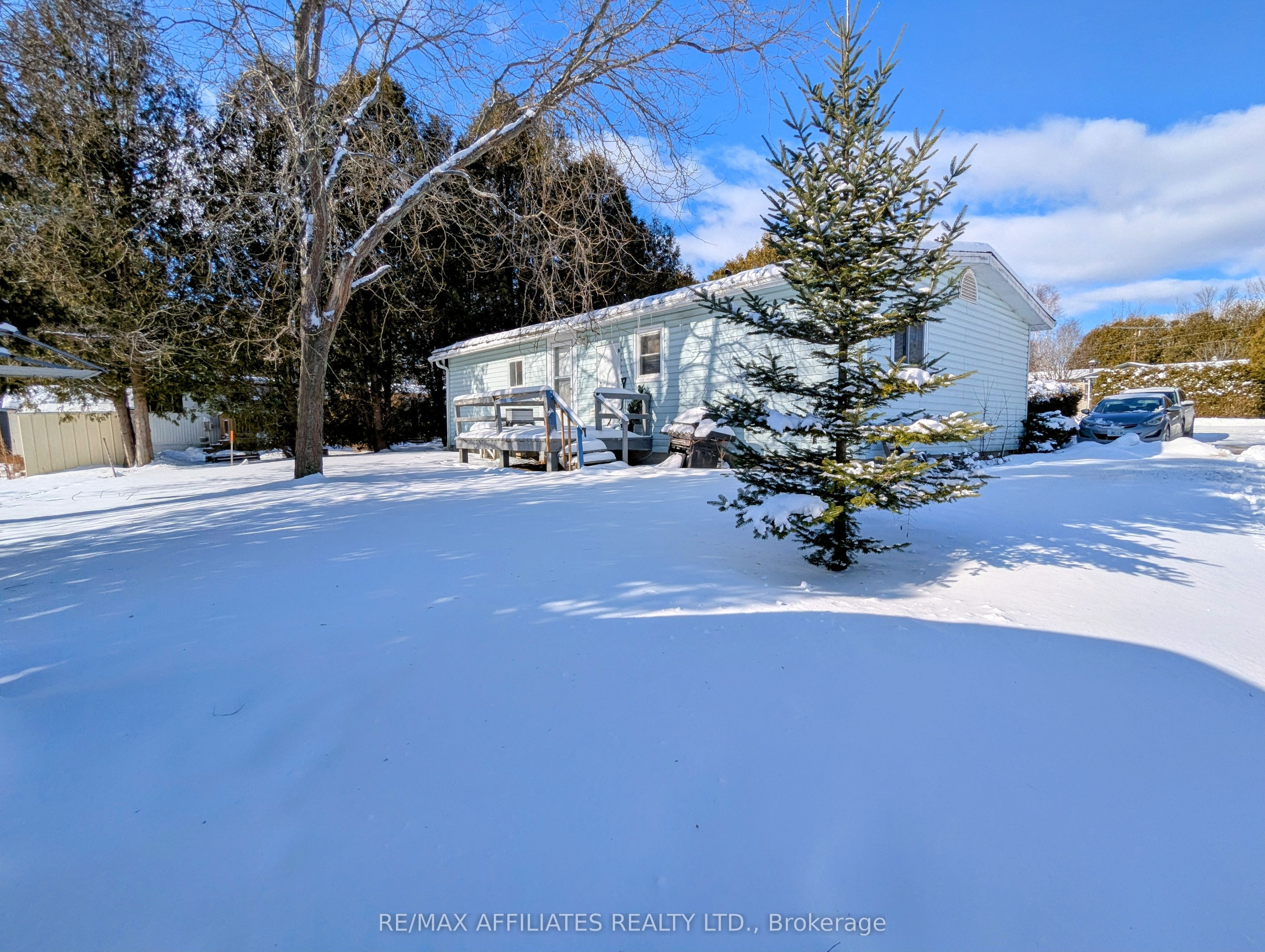 #200 - 26 Salmon Side Road Property Photo 33