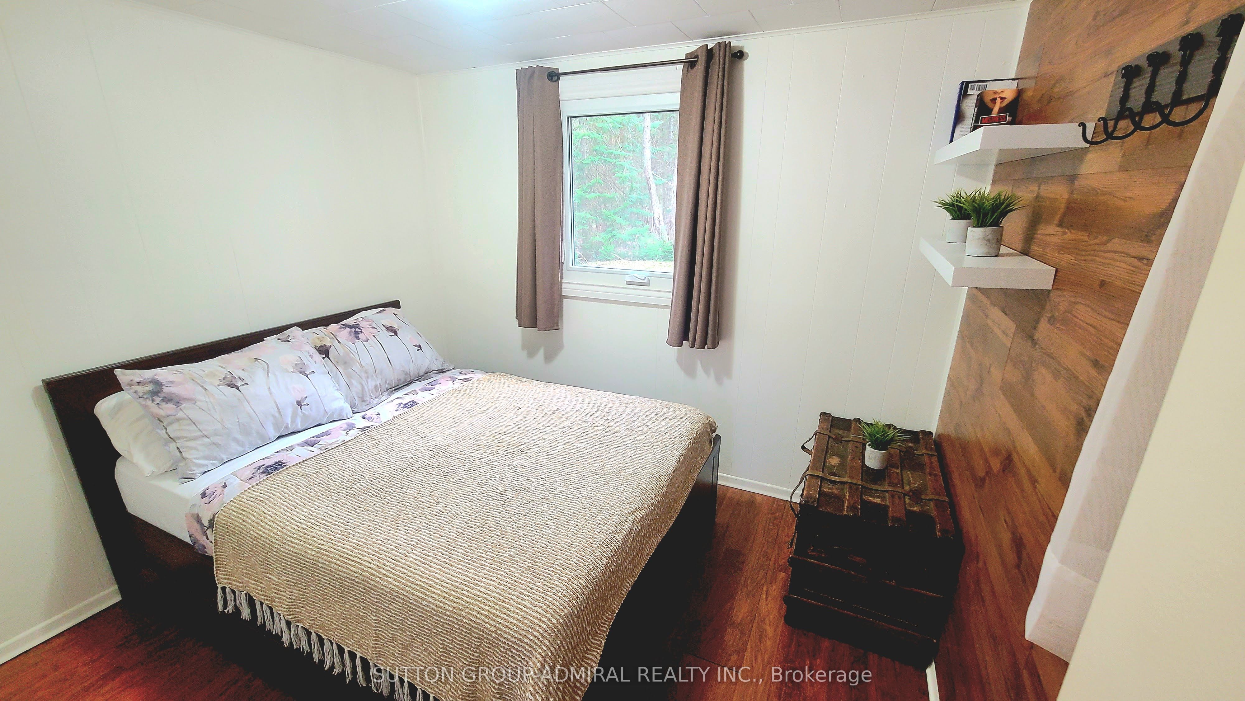 1047 Colony Trail Property Photo 4