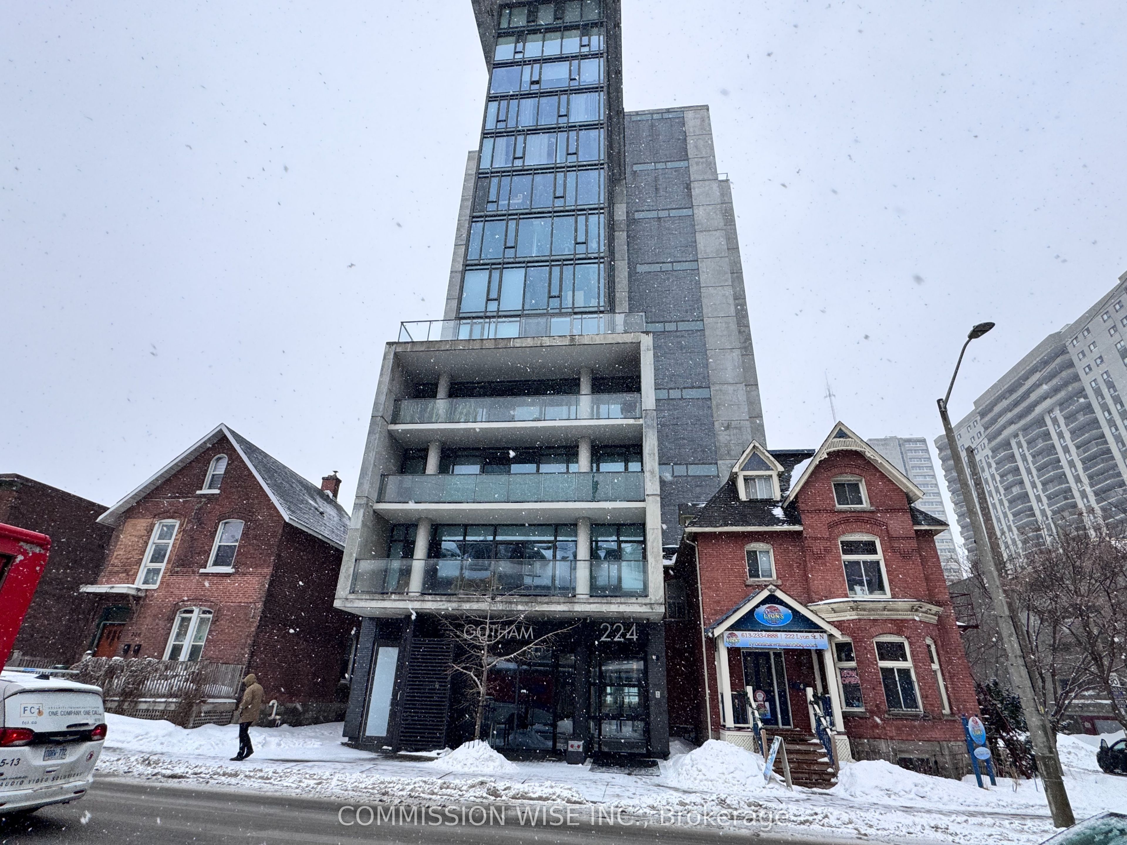 #204 - 224 Lyon Street Property Photo