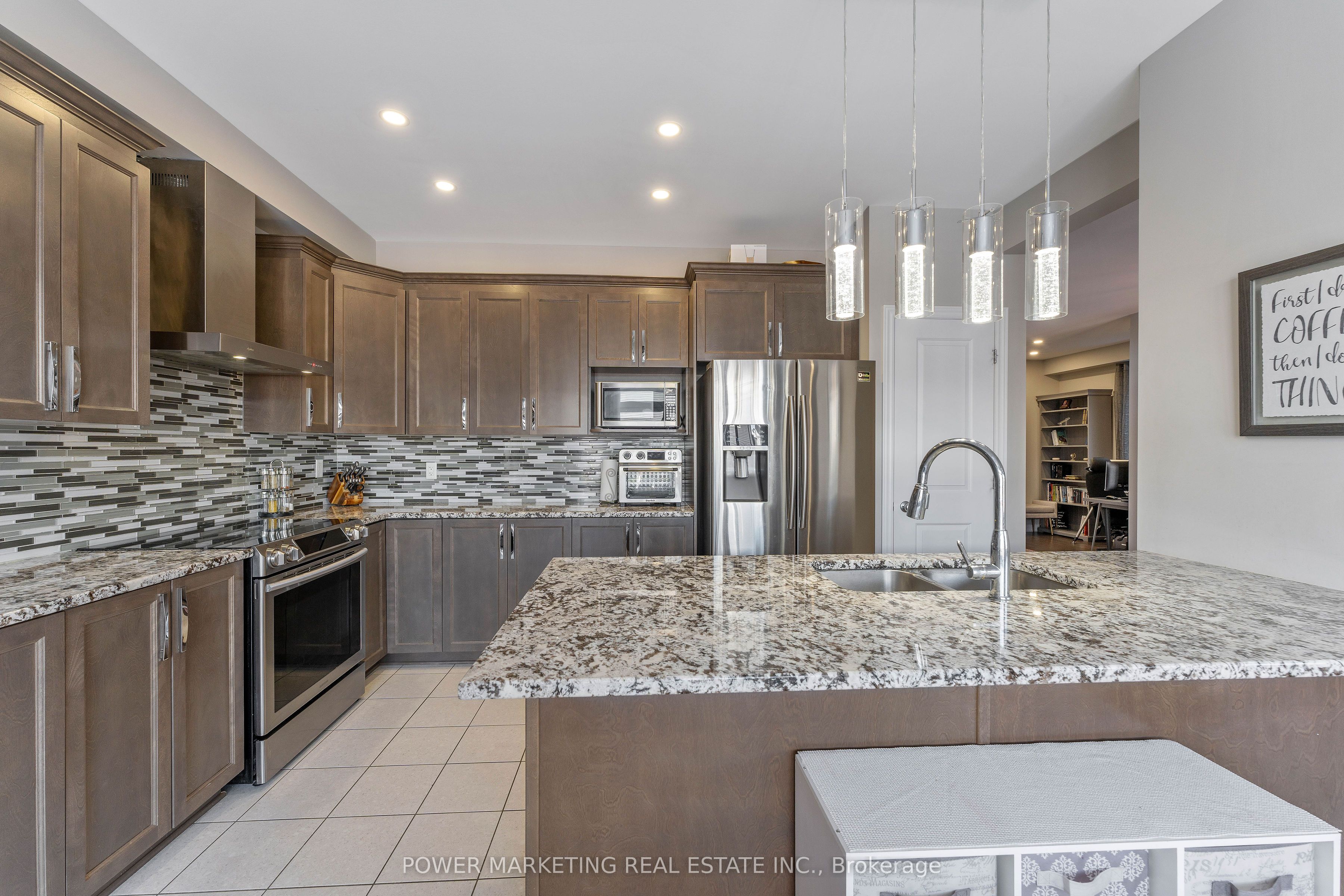 54 Malachigan Crescent Property Photo 14
