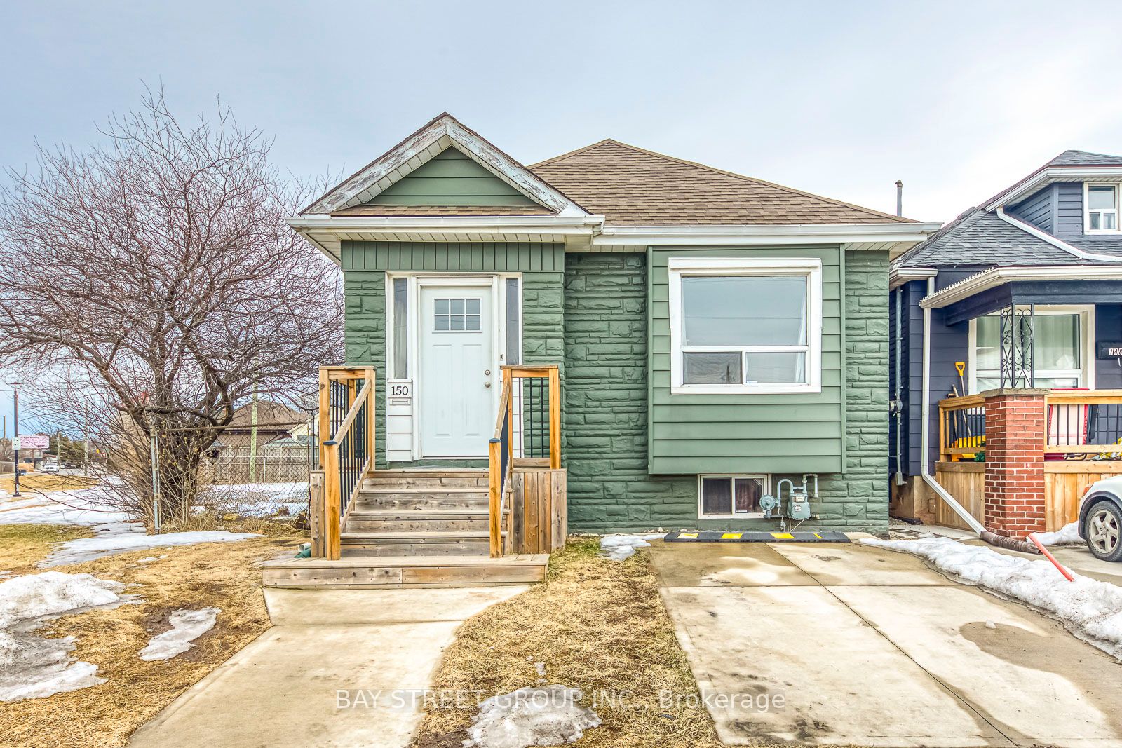 150 Crosthwaite Avenue Property Photo 1