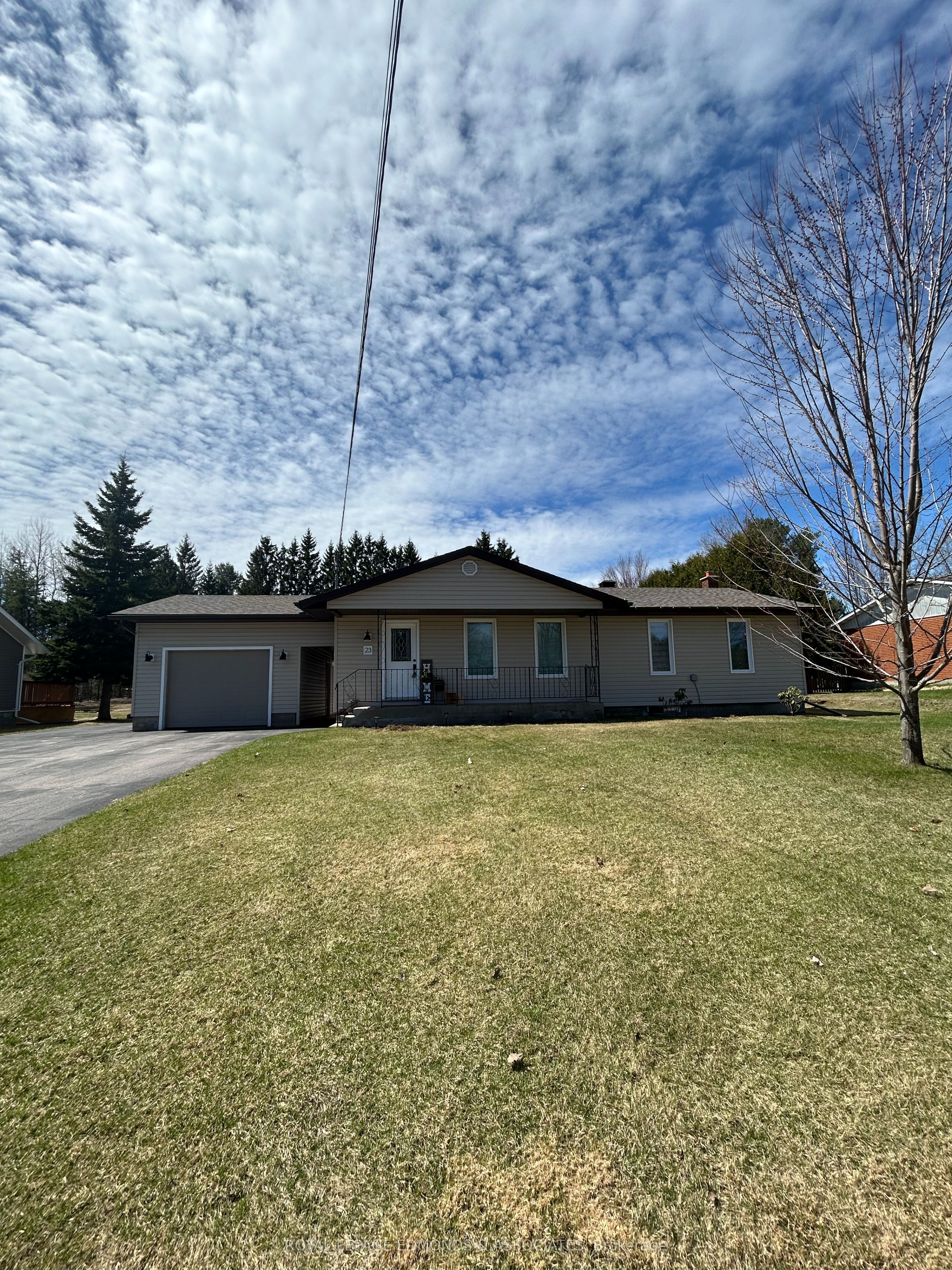 23 Hoffman Street Property Photo