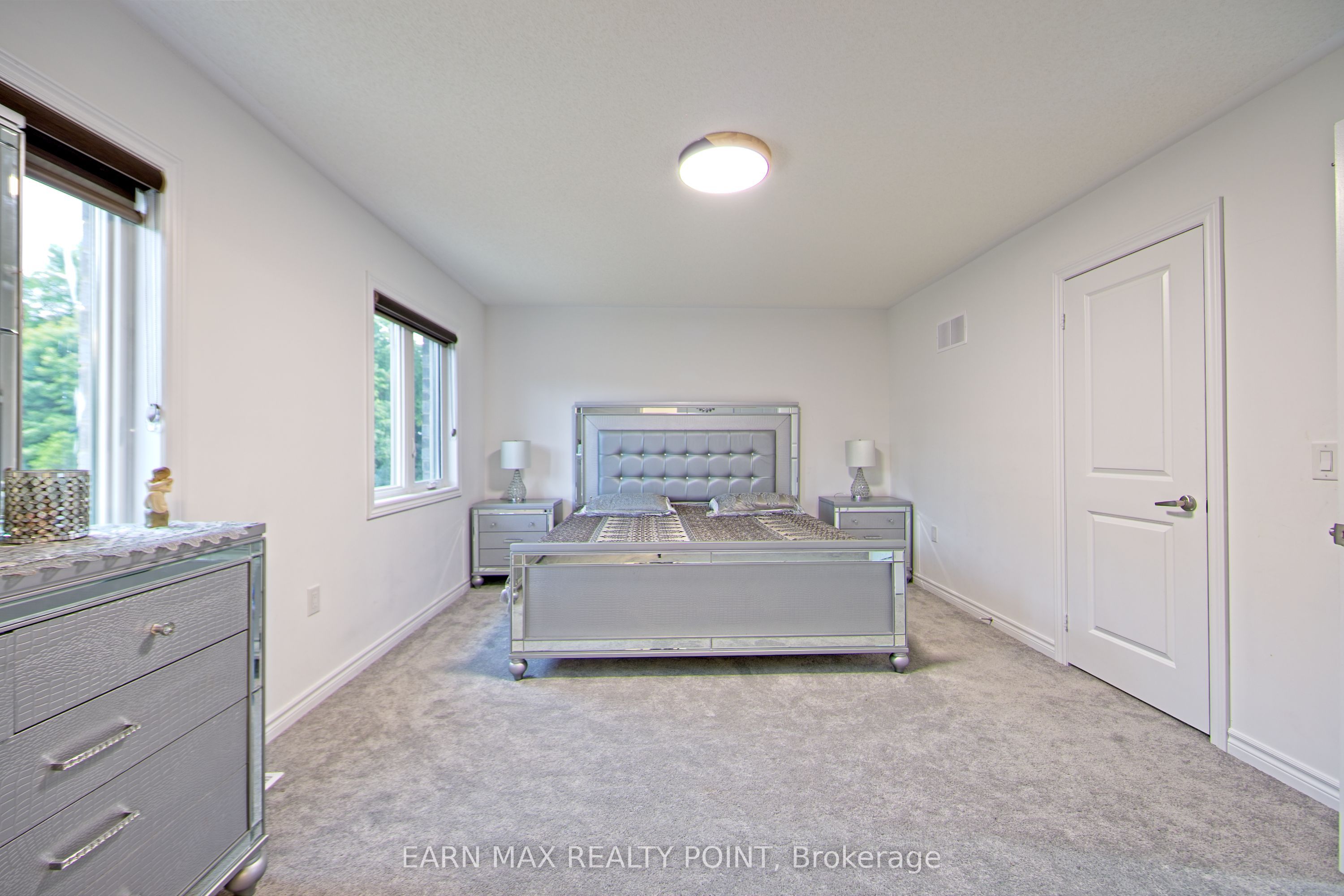 2 Aitchison Avenue Property Photo 18
