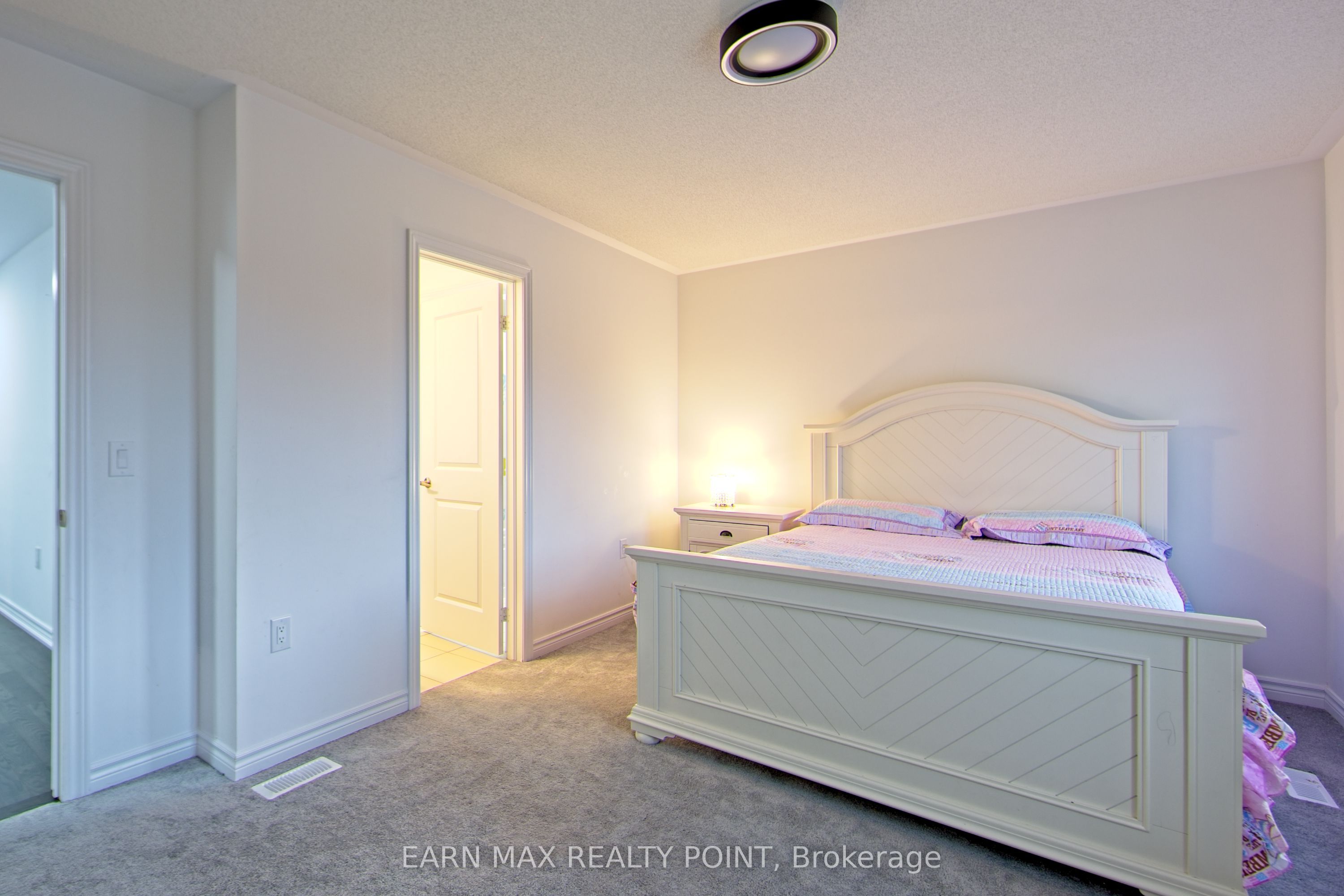 2 Aitchison Avenue Property Photo 28