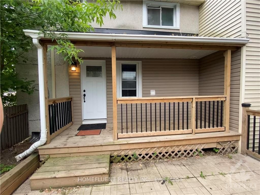 209 Loretta Avenue S Property Photo 2