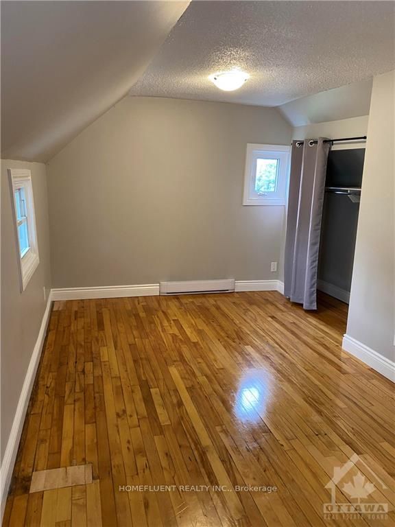 209 Loretta Avenue S Property Photo 4