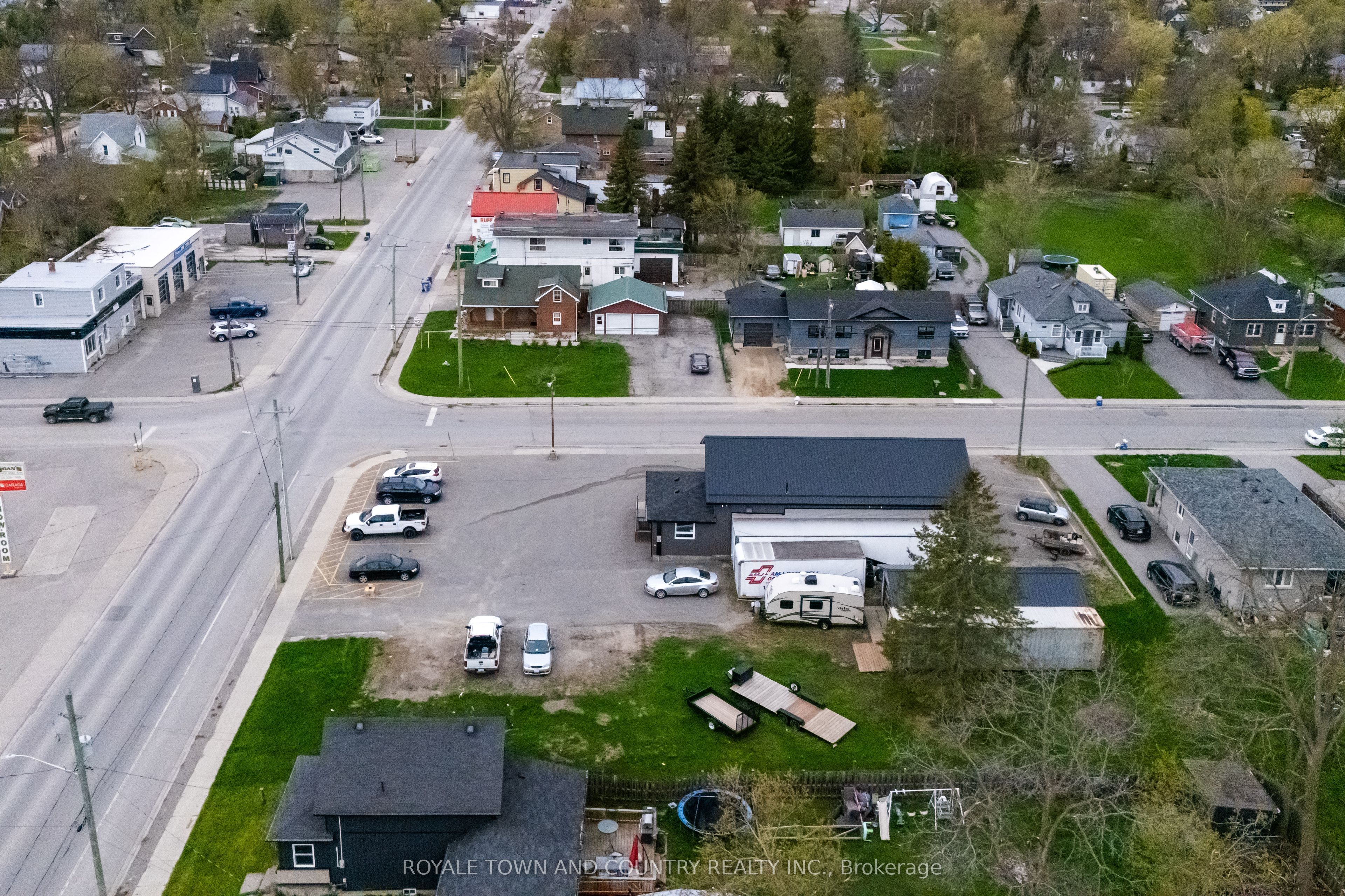 118 Queen Street Property Photo 7