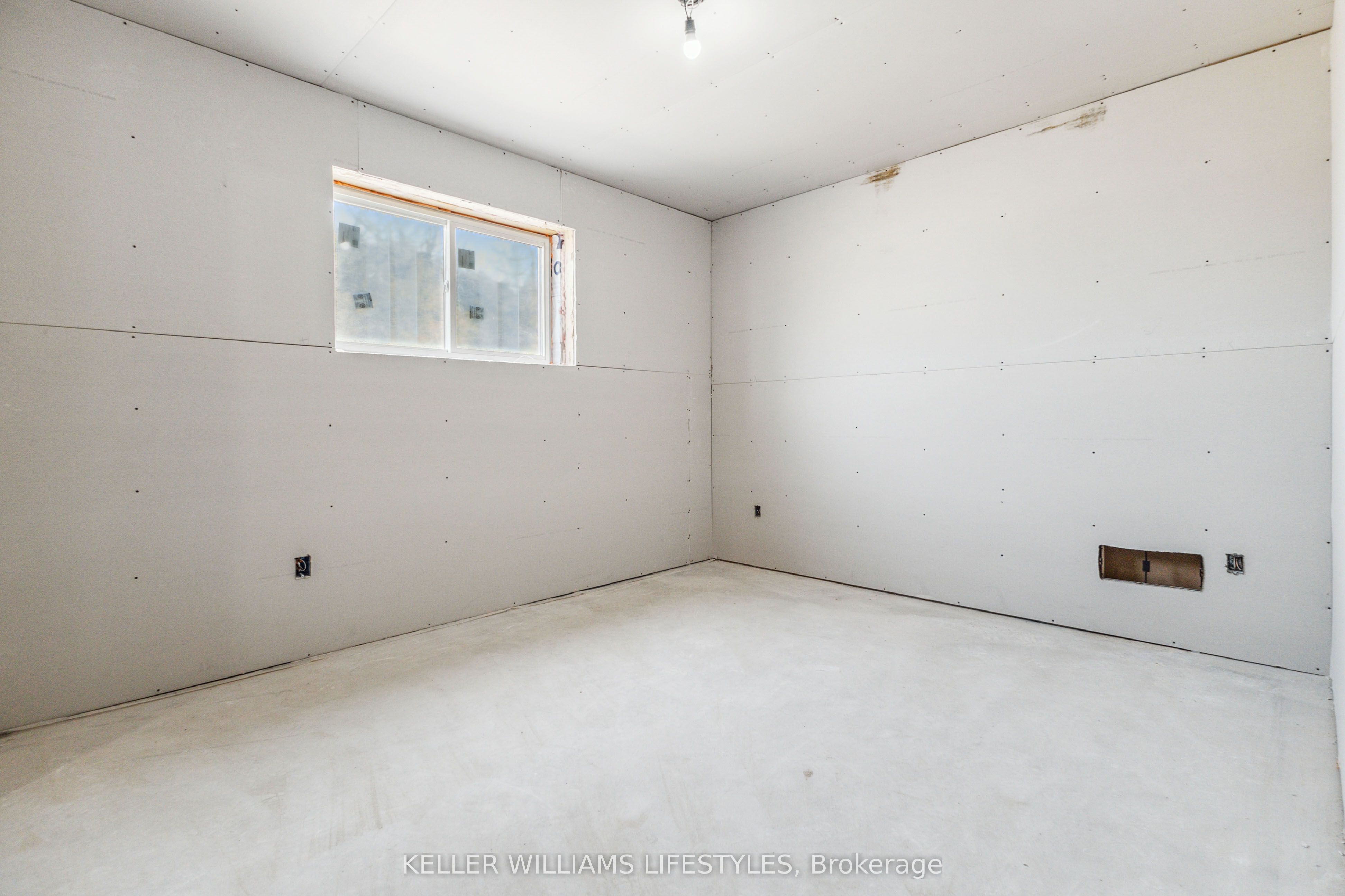 #lot 28 - 6875 Heathwoods Avenue Property Photo 12