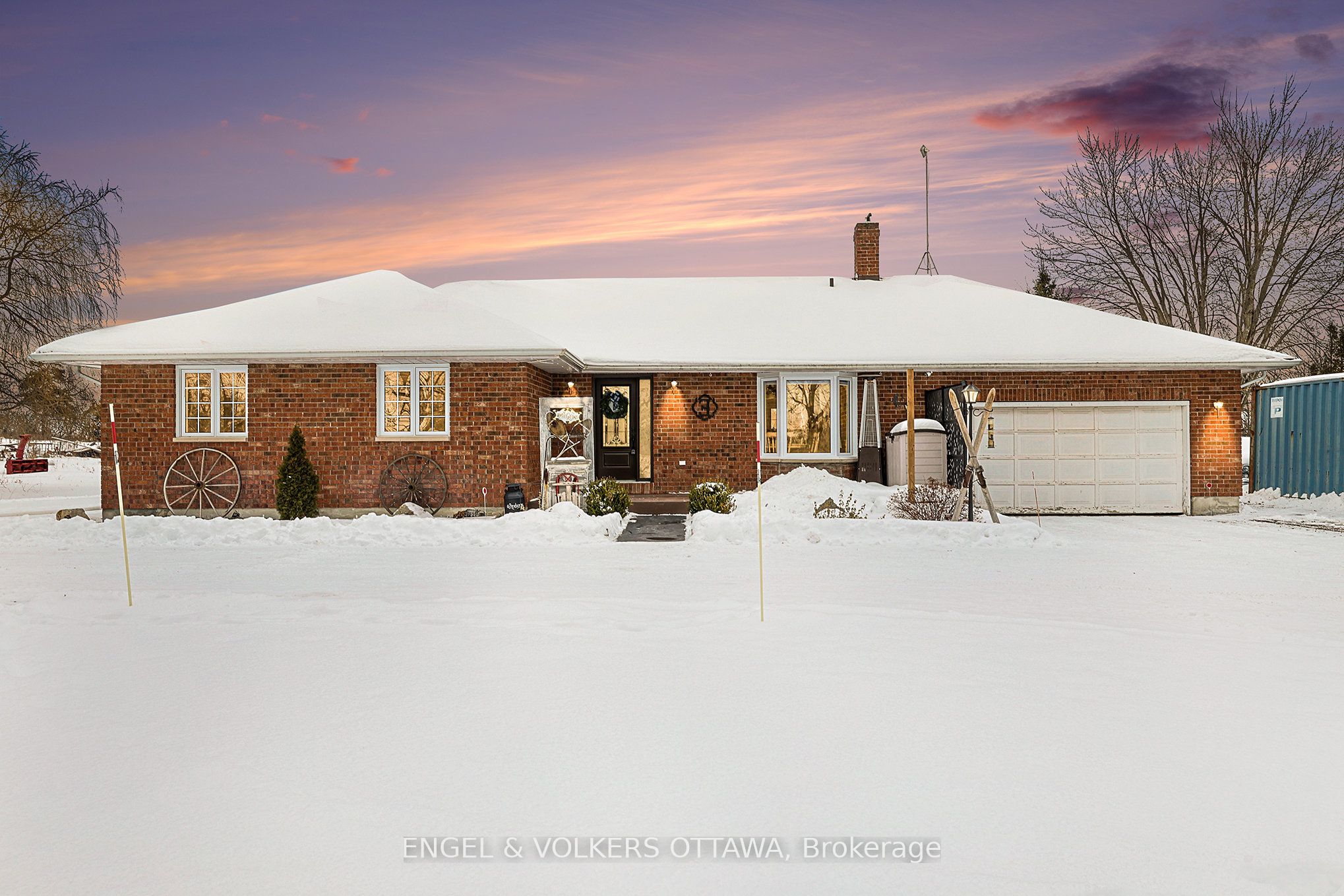 741 Drummond Rd Property Photo