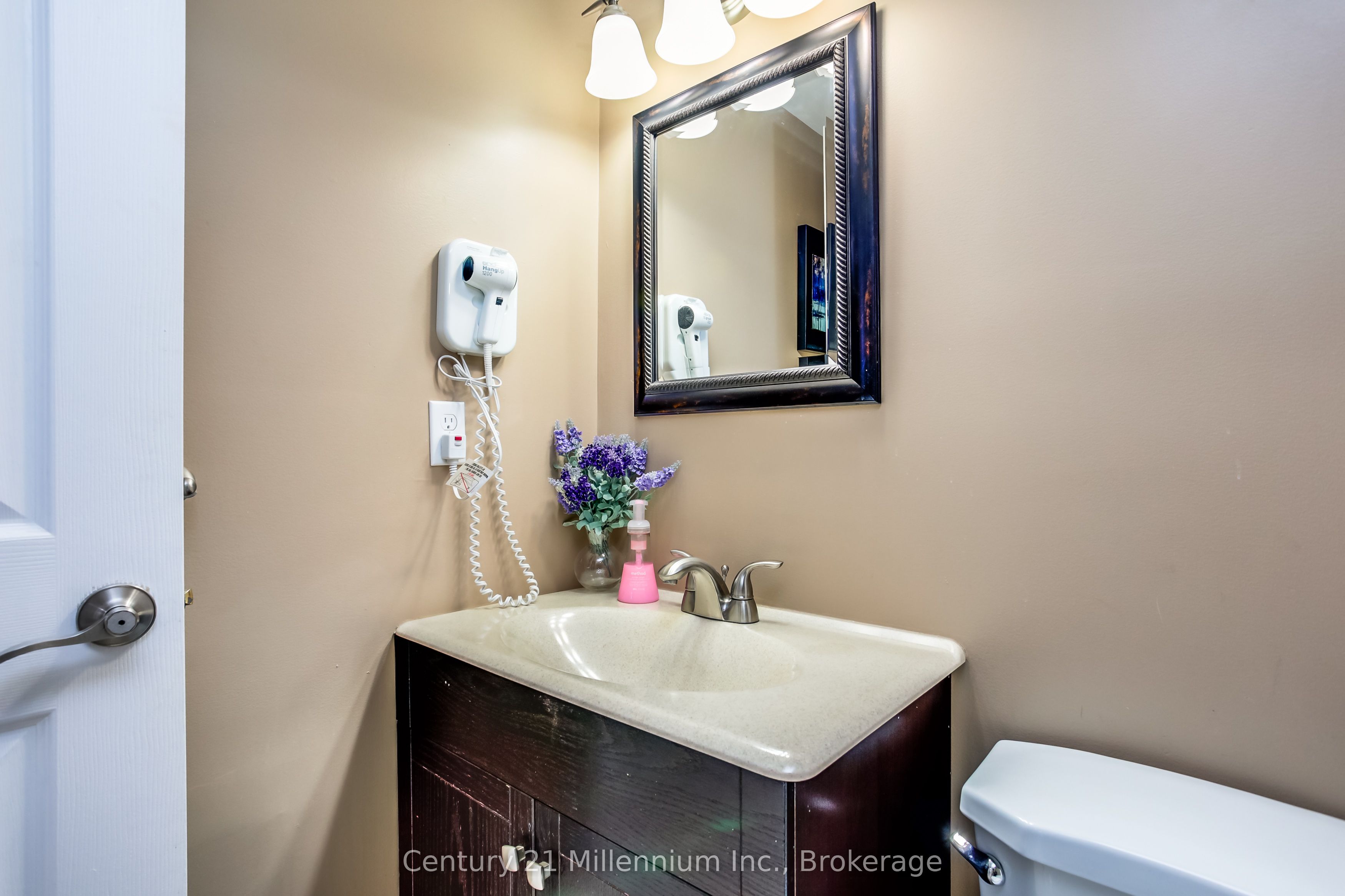 107 Ann Heggtveit Drive 212 Property Photo 12