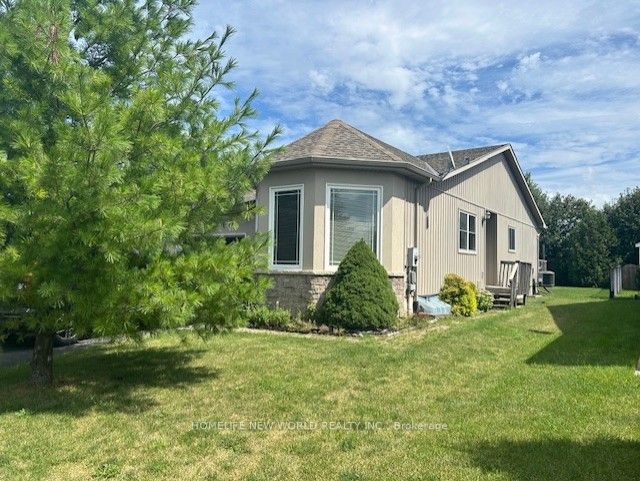 2381 9th Avenue E Property Photo 2