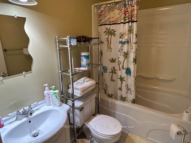 2381 9th Avenue E Property Photo 21