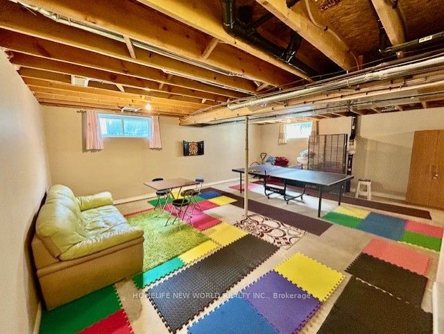 2381 9th Avenue E Property Photo 24