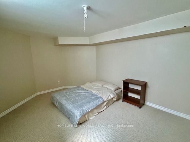 2381 9th Avenue E Property Photo 29